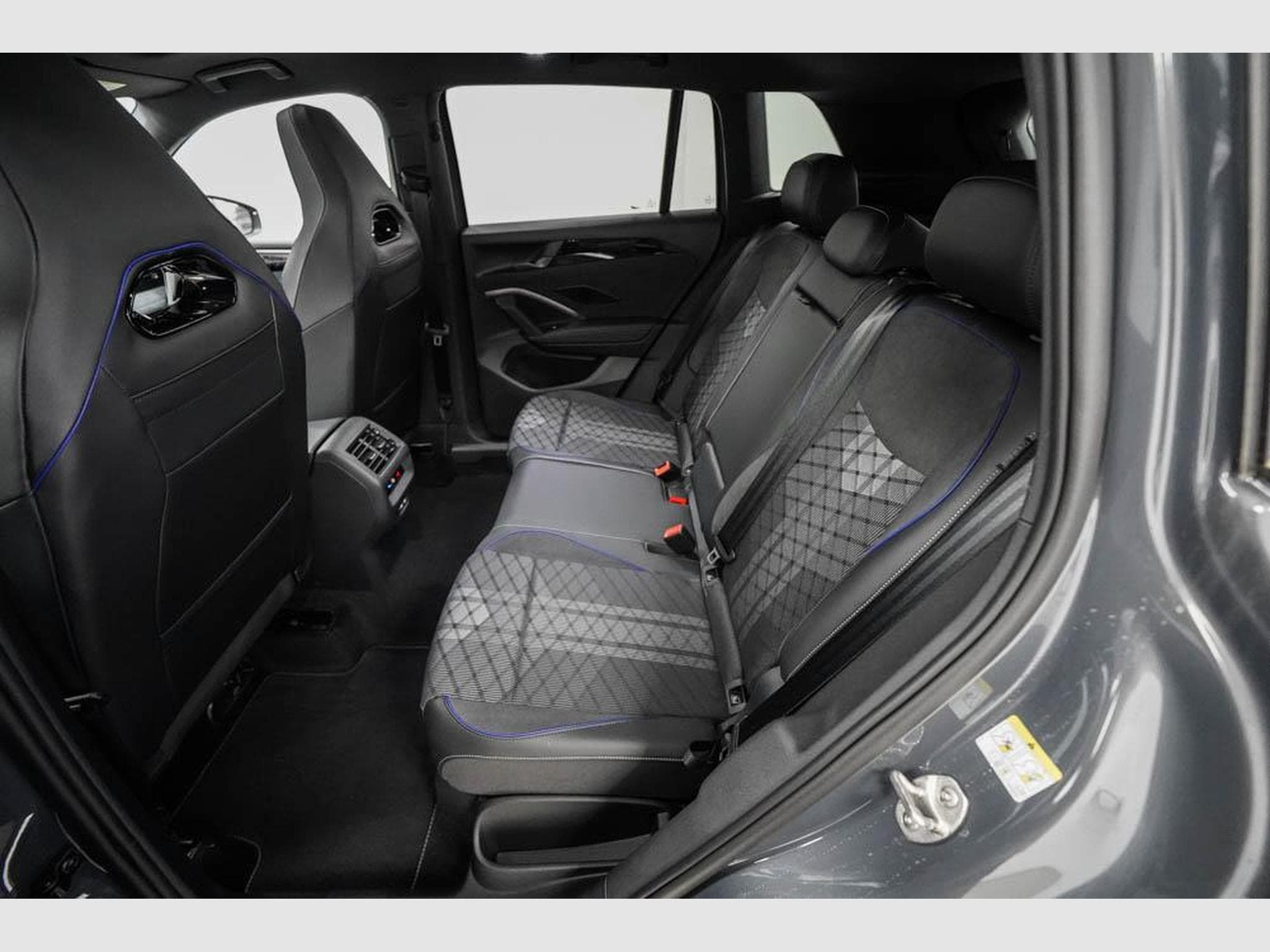 VW Tiguan 1,5 eTSI DSG (2026) - Foto 17