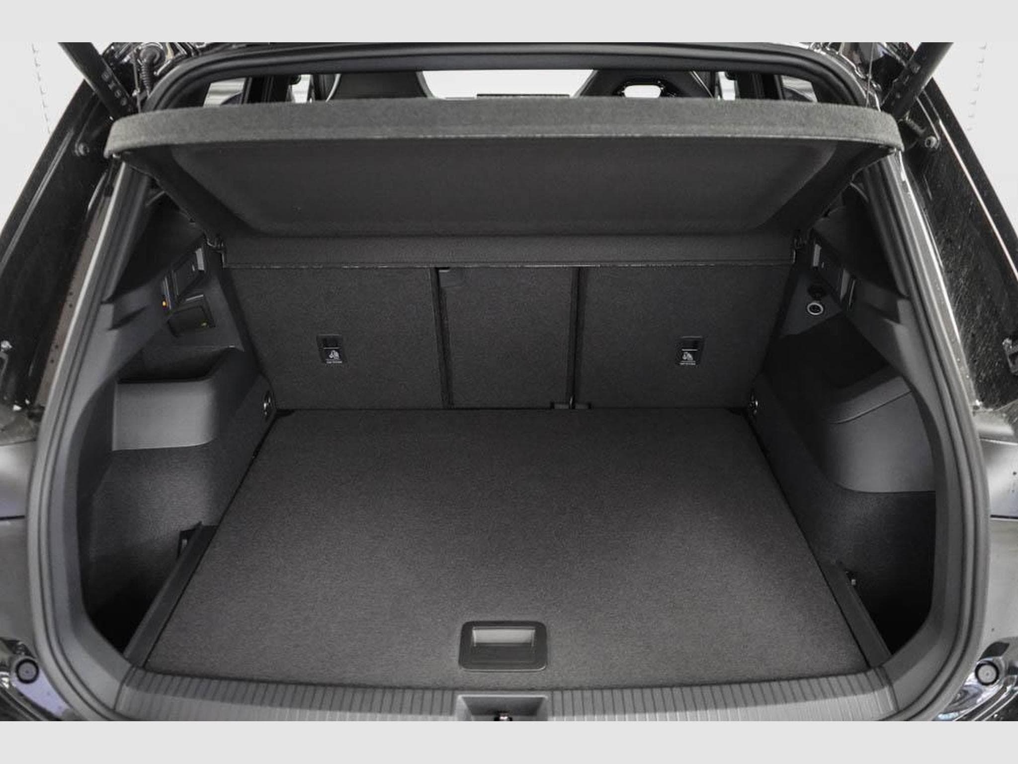VW Tiguan 1,5 eTSI DSG (2026) - Foto 19