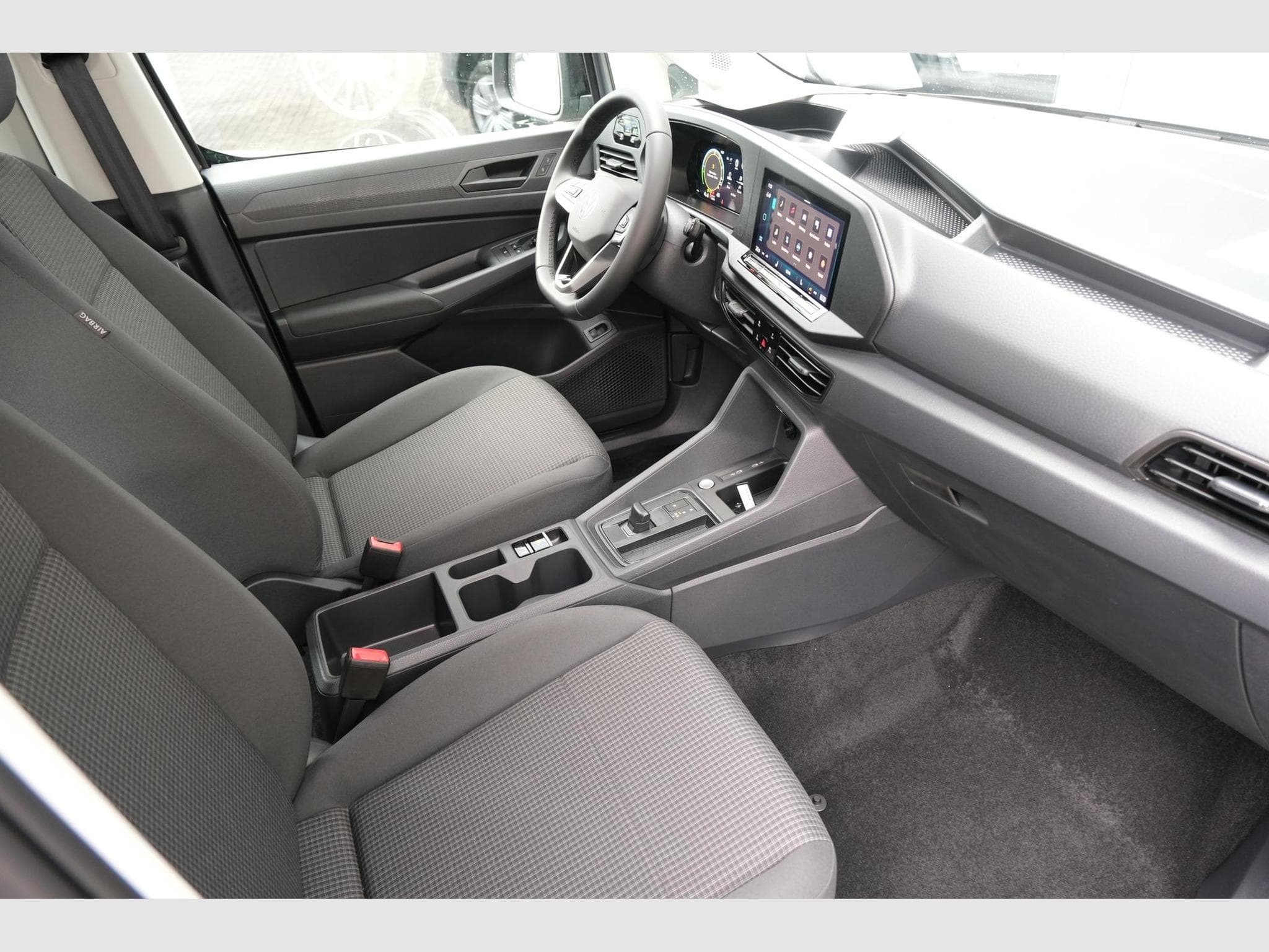 VW Caddy eHybrid Anhängerkupplung App-Connect (2026) - Foto 21