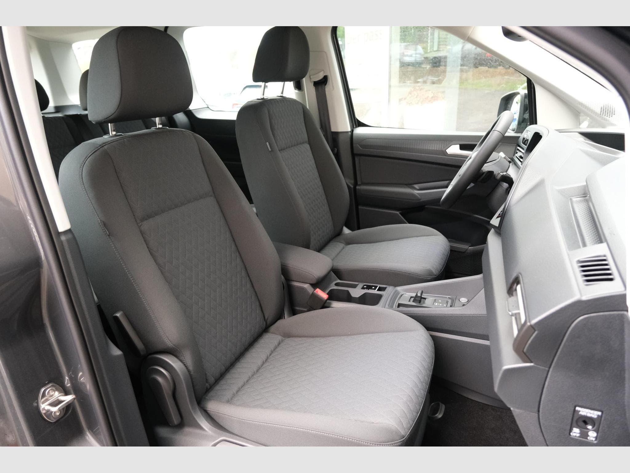 VW Caddy eHybrid Life Anhängerkupplung (2026) - Foto 23