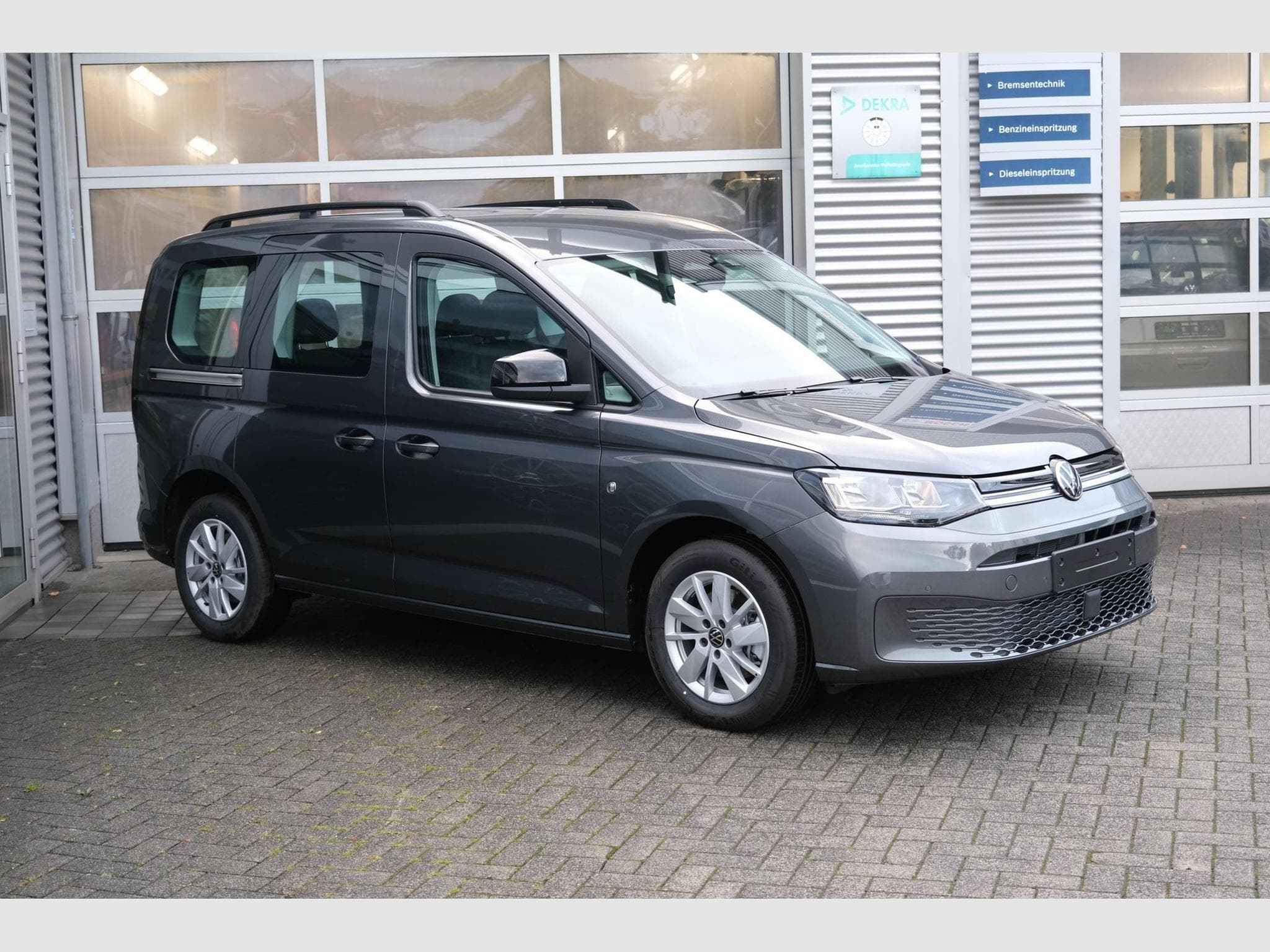 VW Caddy eHybrid Life Anhängerkupplung (2026) - Foto 18
