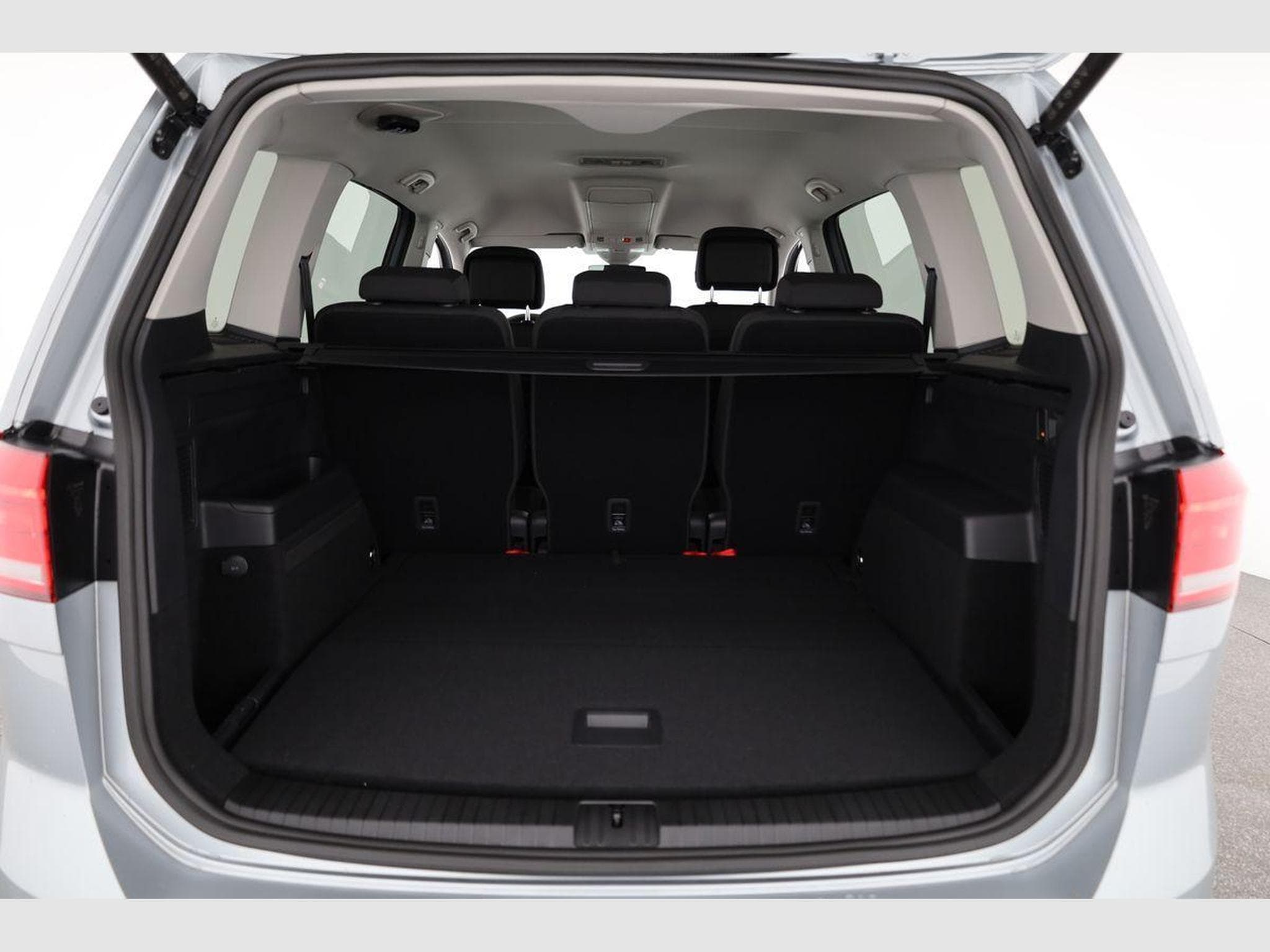 VW Touran Comfortline BMT/Start-Stopp (2026) - Foto 11