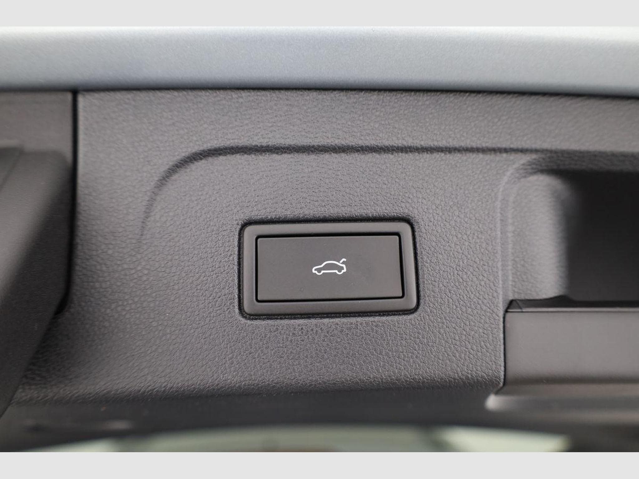 VW Touran Comfortline BMT/Start-Stopp (2026) - Foto 12