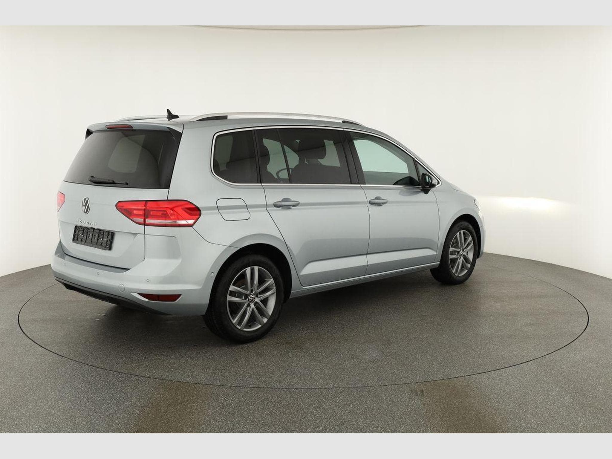 VW Touran Comfortline BMT/Start-Stopp (2026) - Foto 19