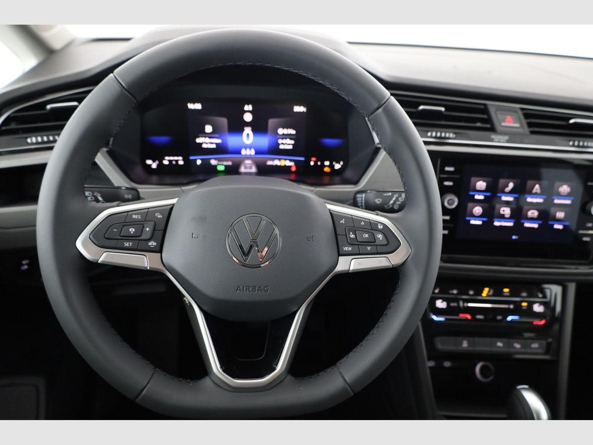 VW Touran Comfortline BMT/Start-Stopp (2026) - Foto 5