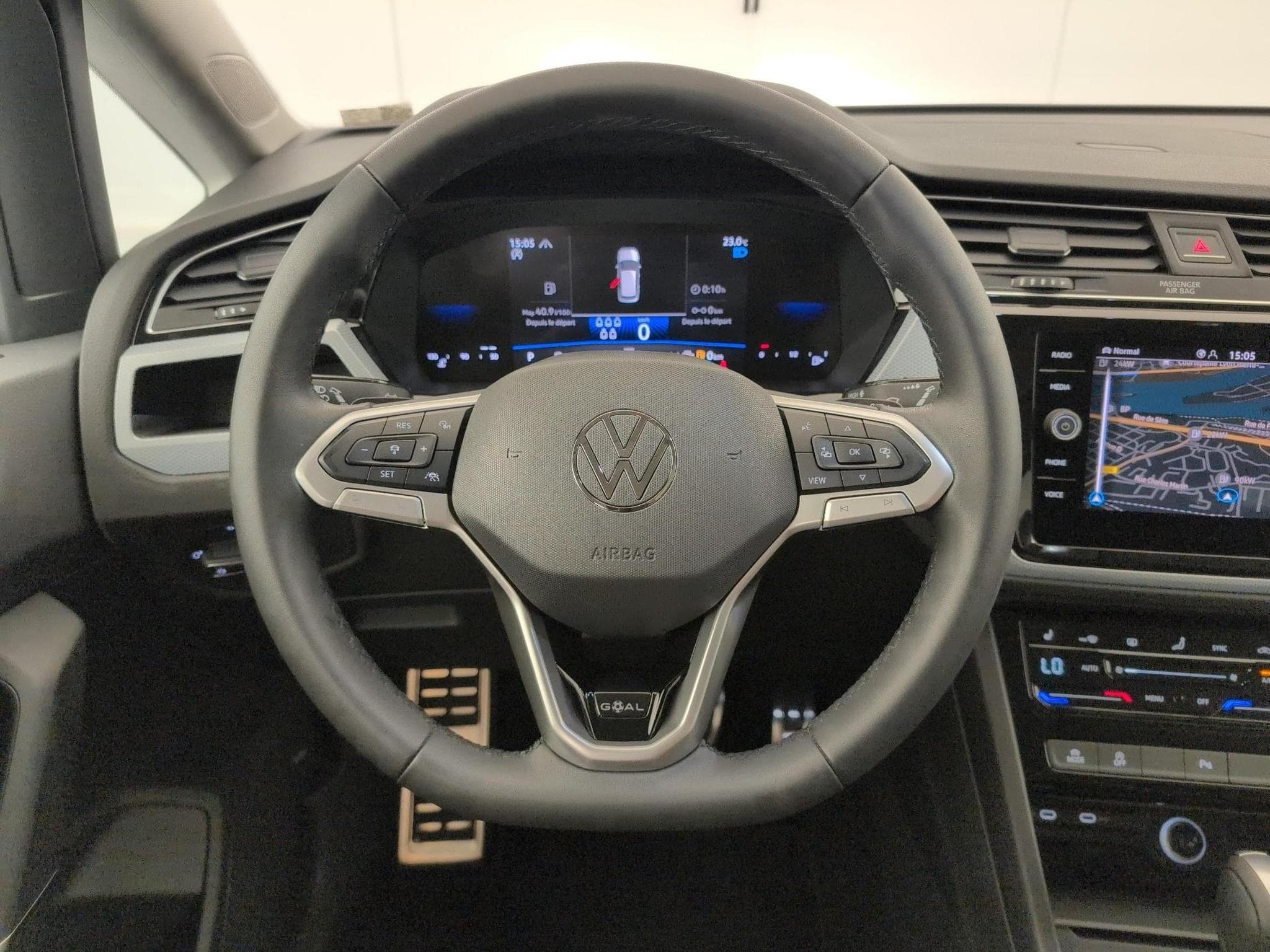VW Touran Life Plus 7pl (2025) - Photo 14