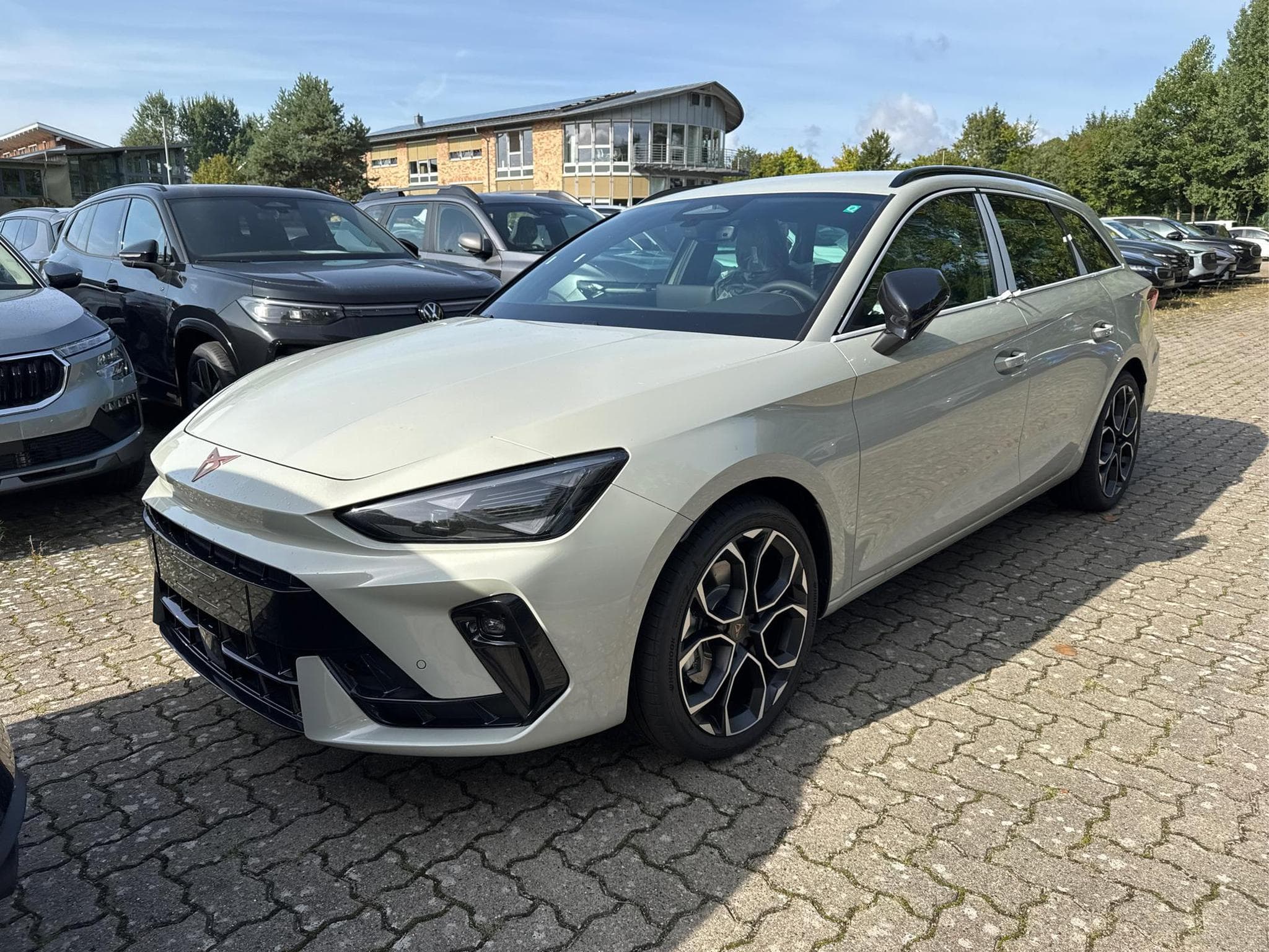 Cupra Leon Leon Sportstourer (2026) - Foto 1