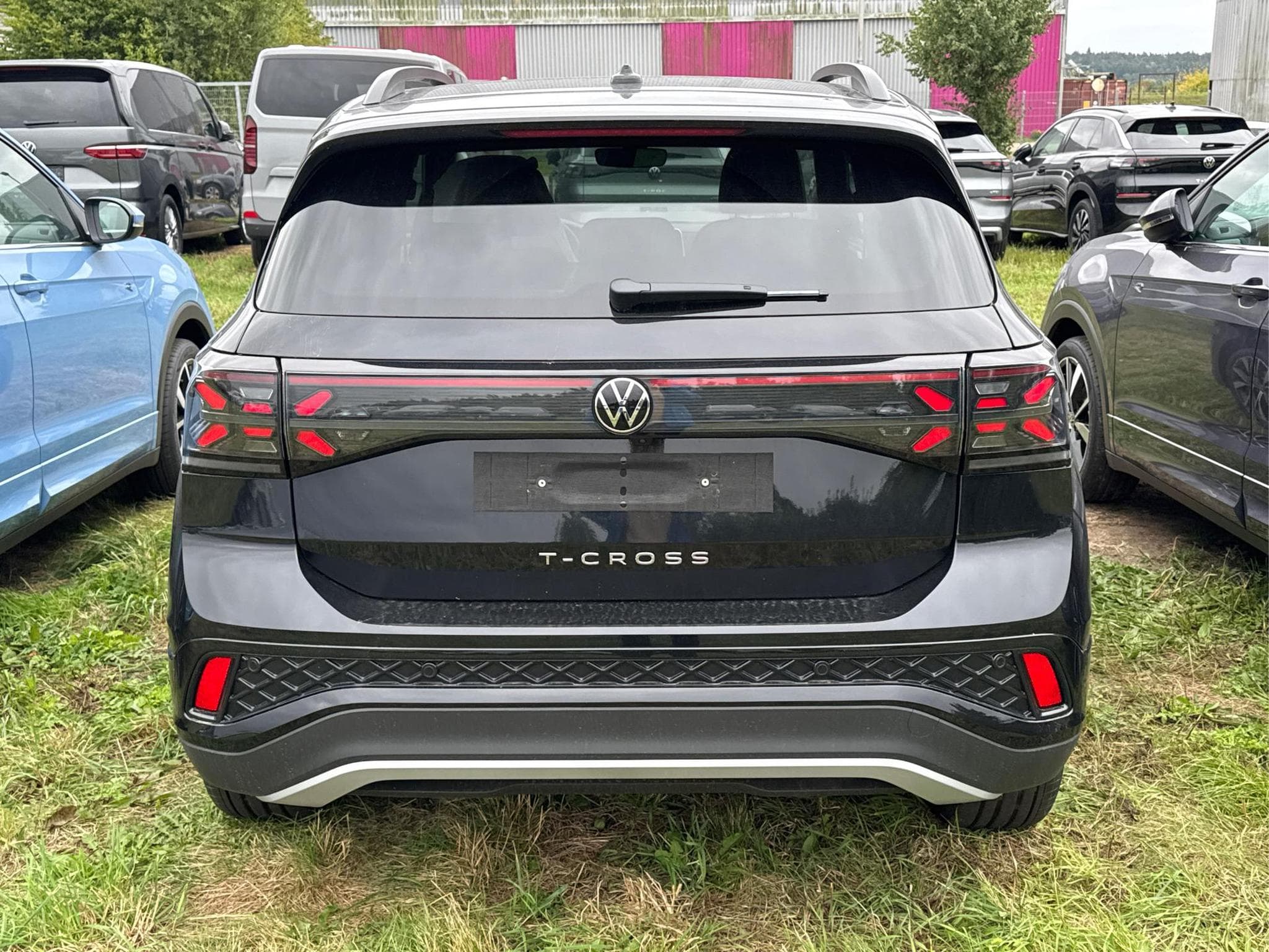 VW T-Cross R-Line Limited (2026) - Photo 5