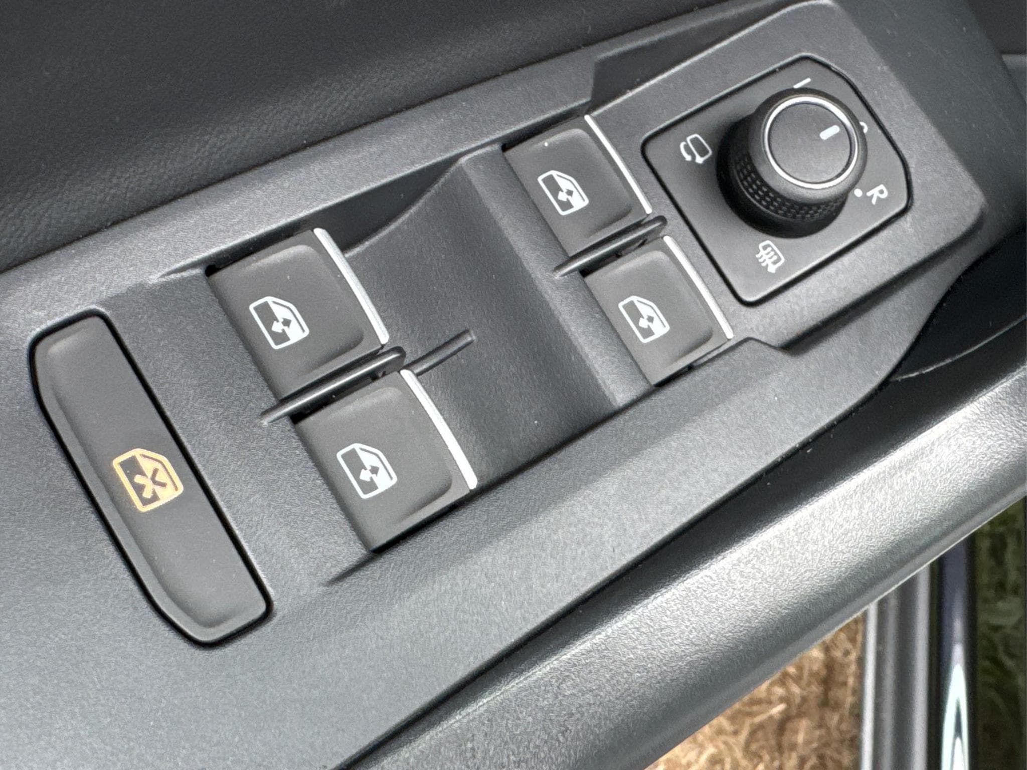 VW T-Cross R-Line Limited (2026) - Photo 10