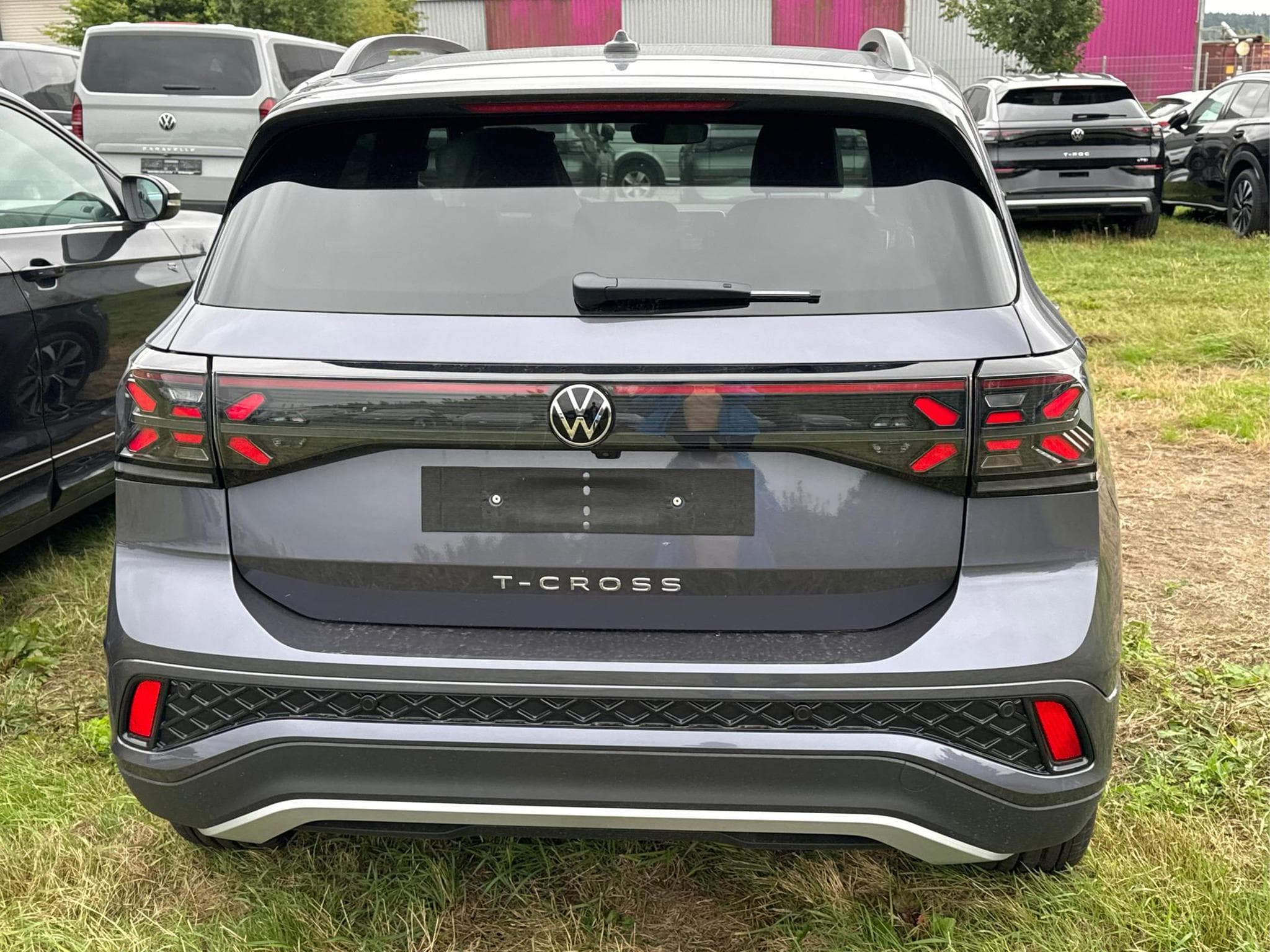 VW T-Cross R-Line Limited (2026) - Photo 5