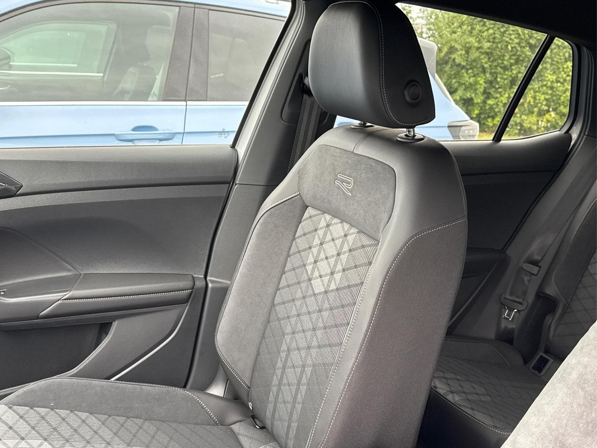 VW T-Cross R-Line Limited (2026) - Photo 13