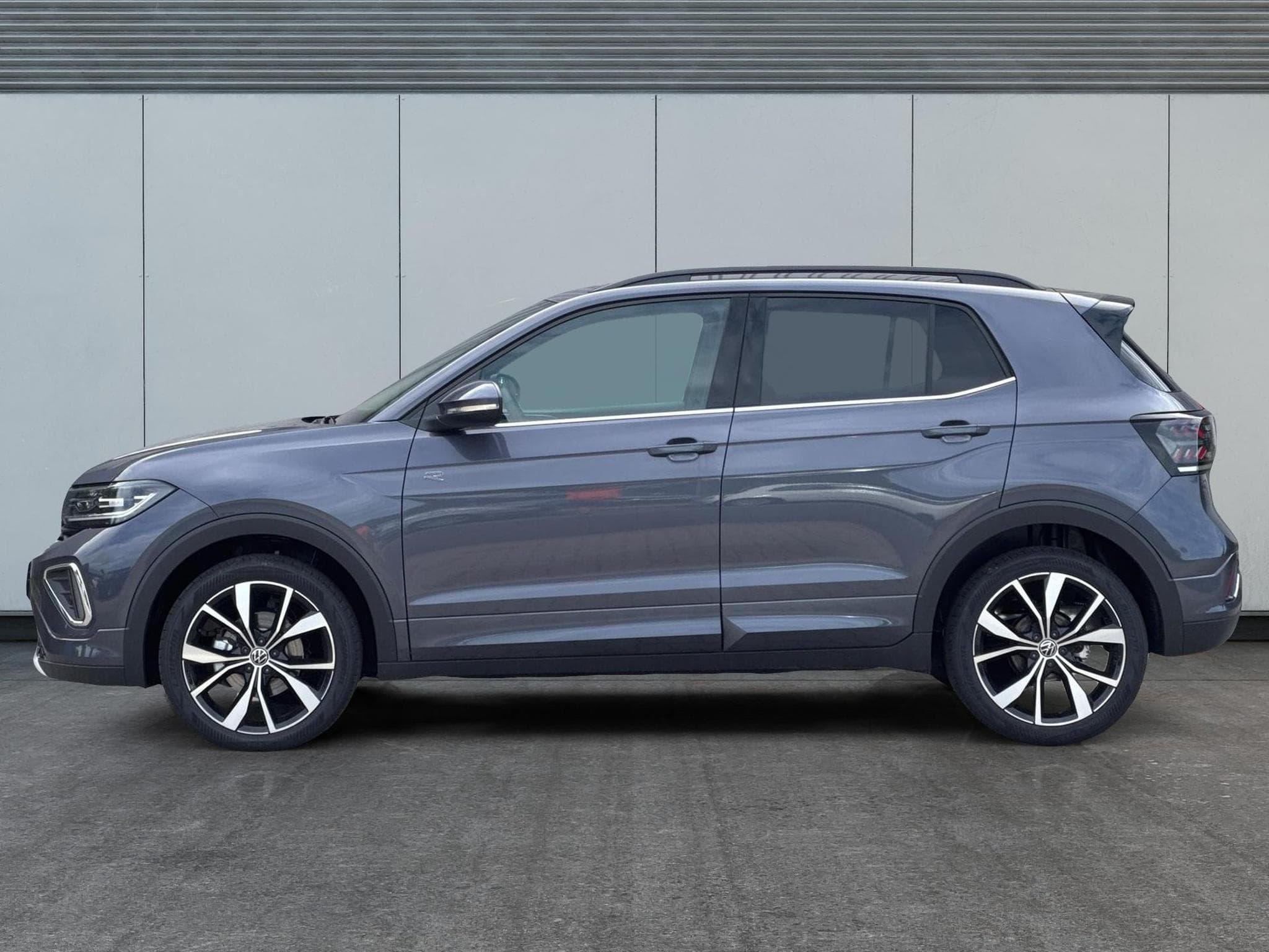 VW T-Cross R-Line Limited (2026) - Photo 2