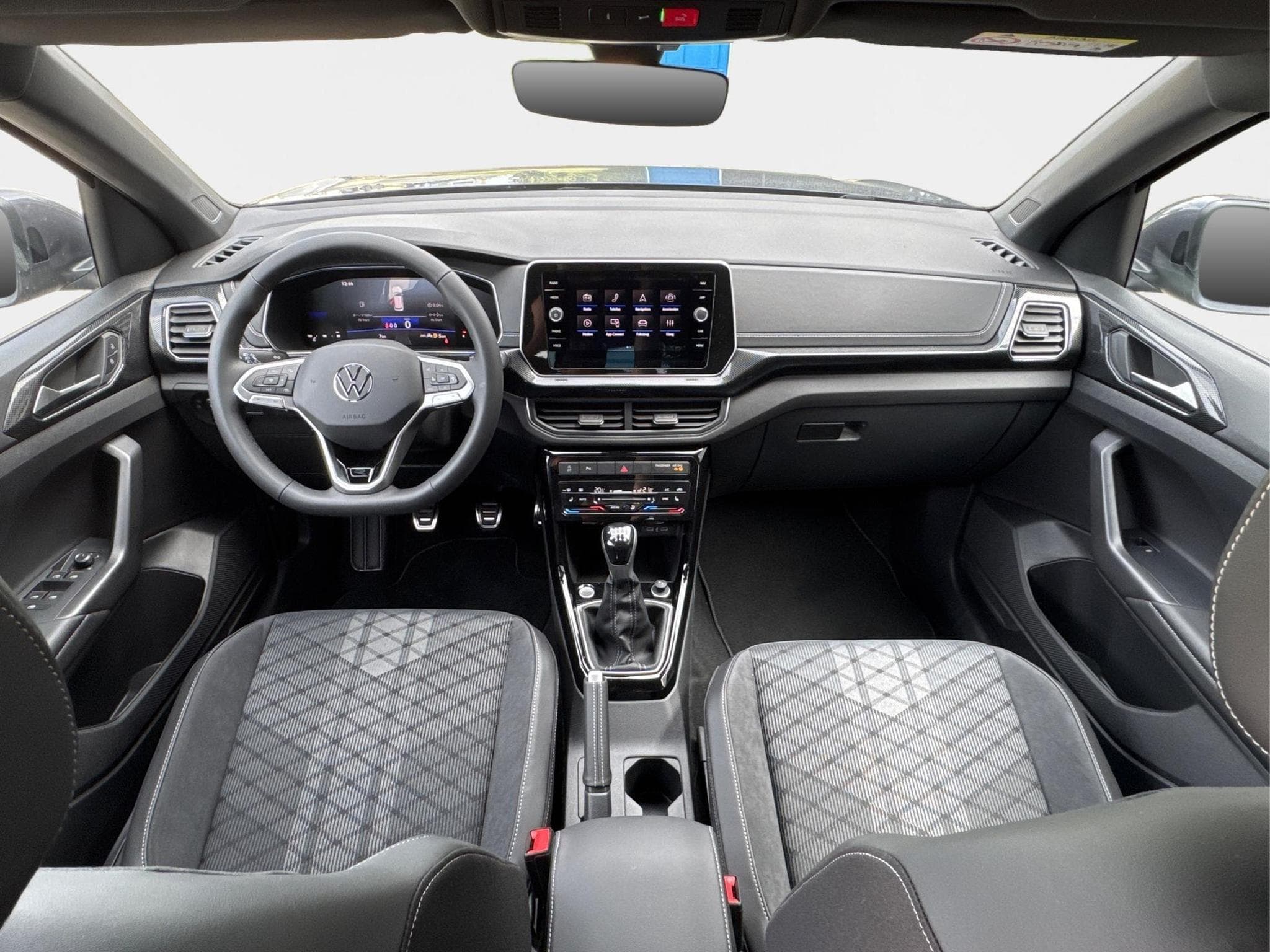 VW T-Cross R-Line Limited (2026) - Photo 11