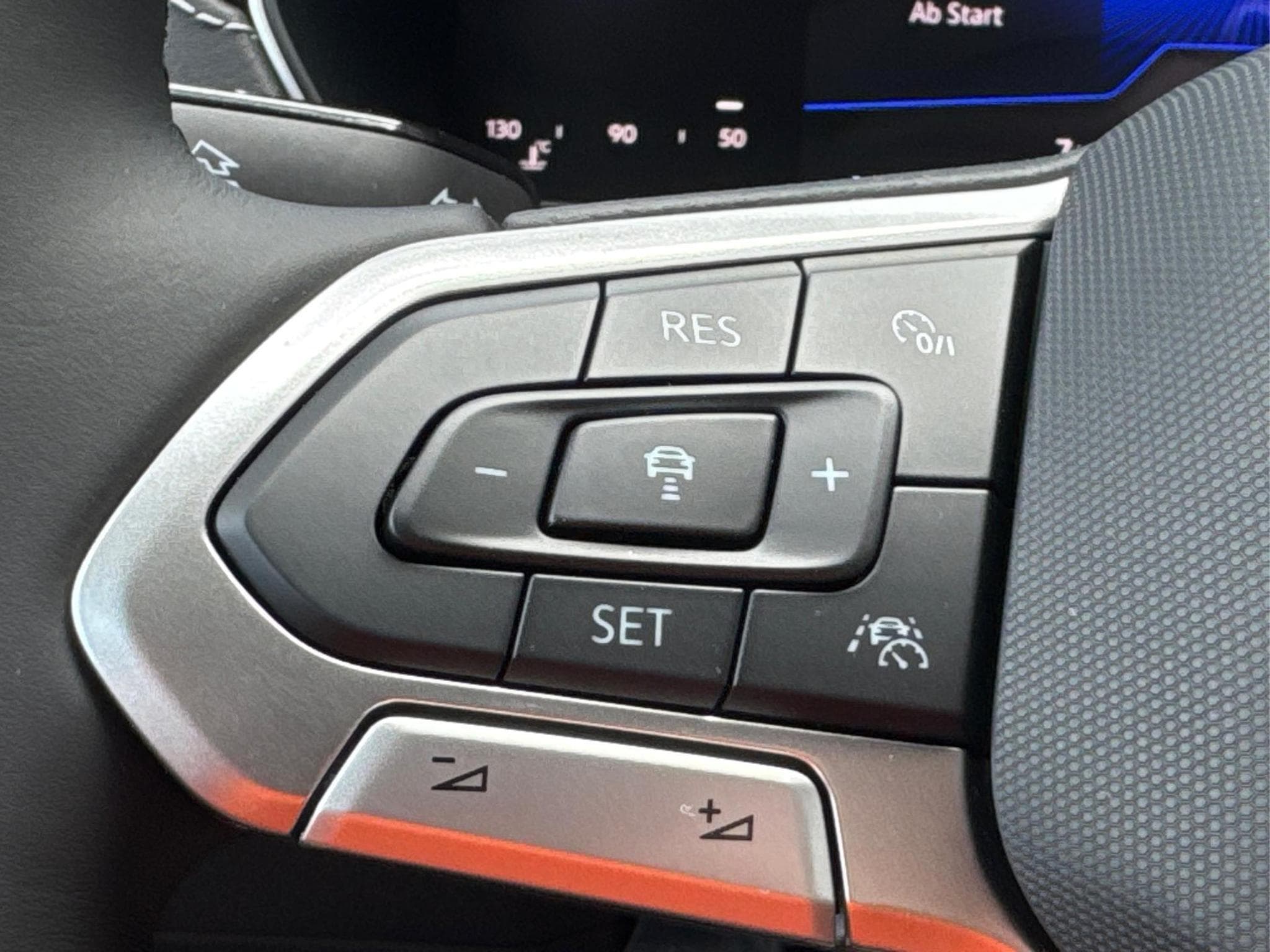 VW T-Cross R-Line Limited (2026) - Photo 25