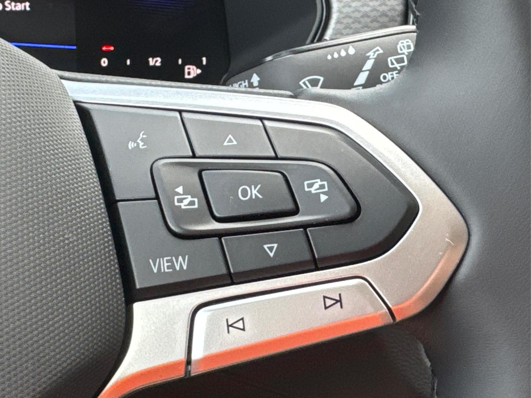 VW T-Cross Limited (2026) - Photo 17