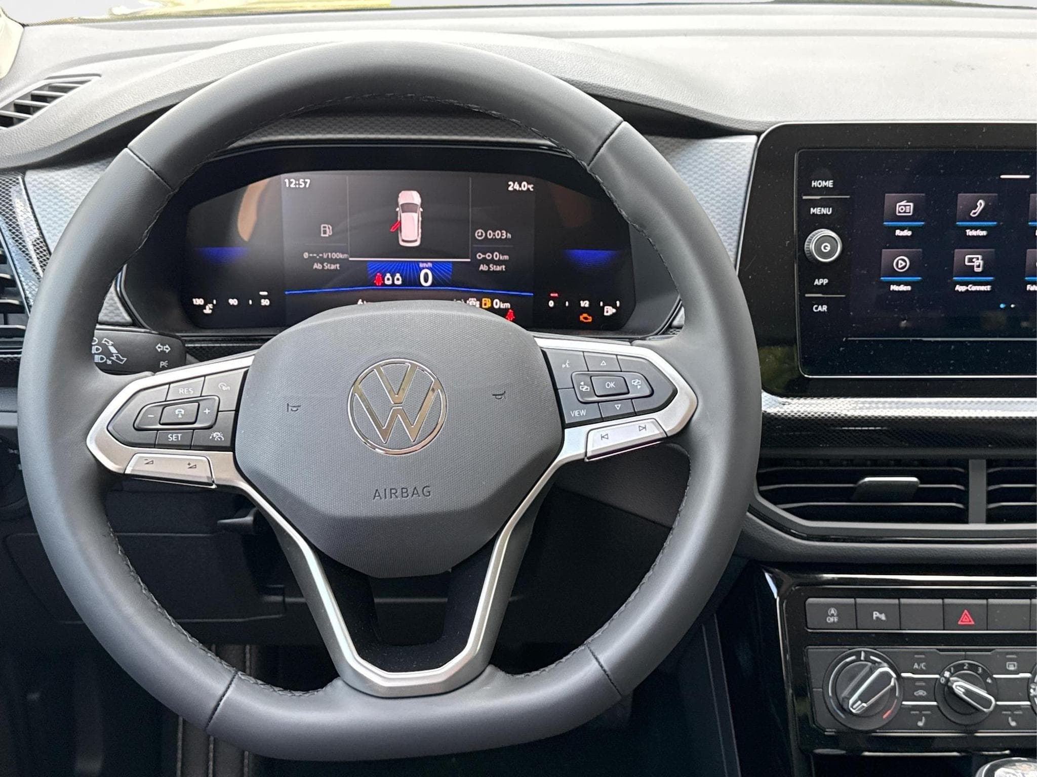 VW T-Cross Limited (2026) - Photo 8