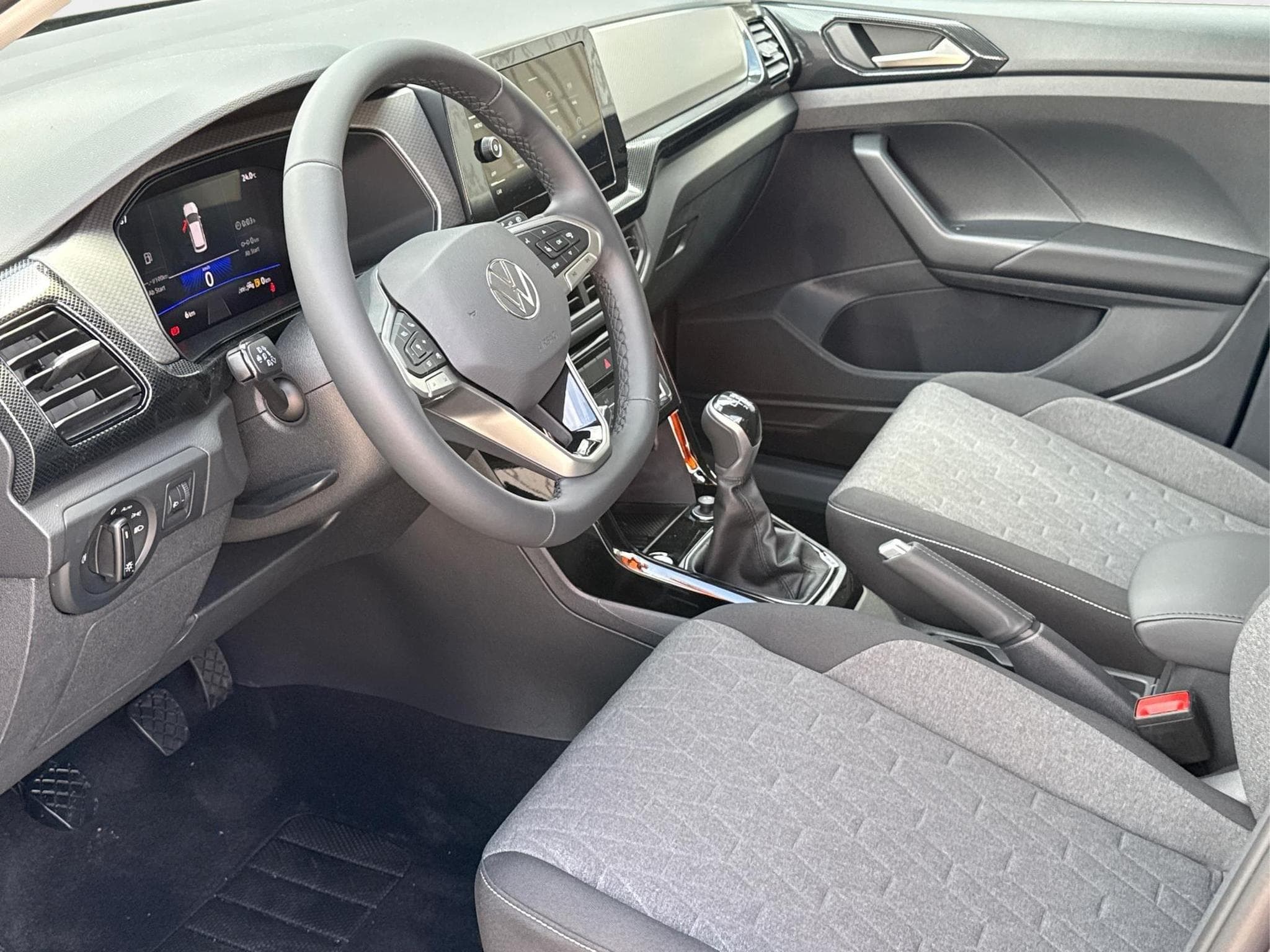 VW T-Cross Limited (2026) - Photo 9