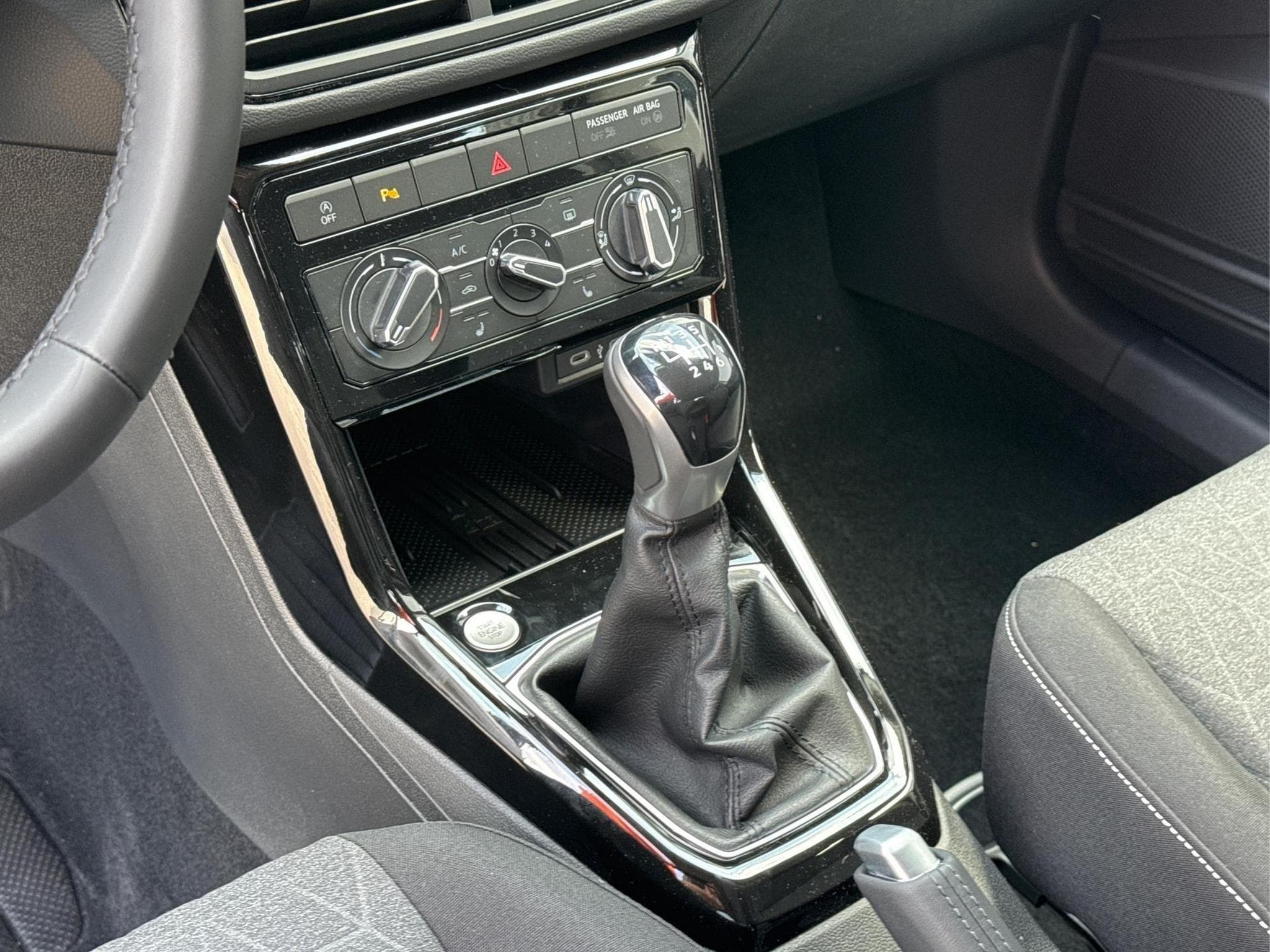 VW T-Cross Limited (2026) - Photo 19