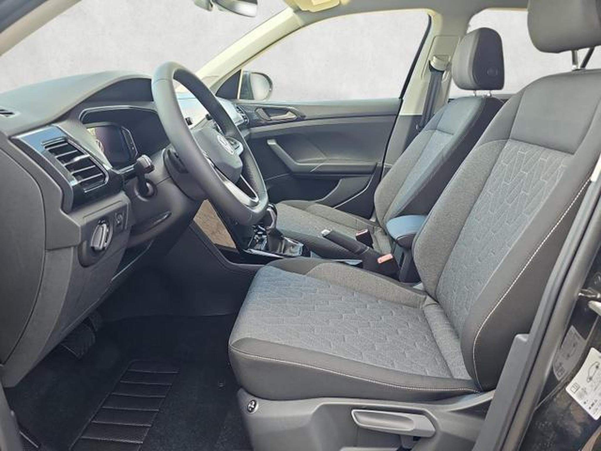 VW T-Cross 1.0 TSI 85 kW Life (2026) - Photo 9