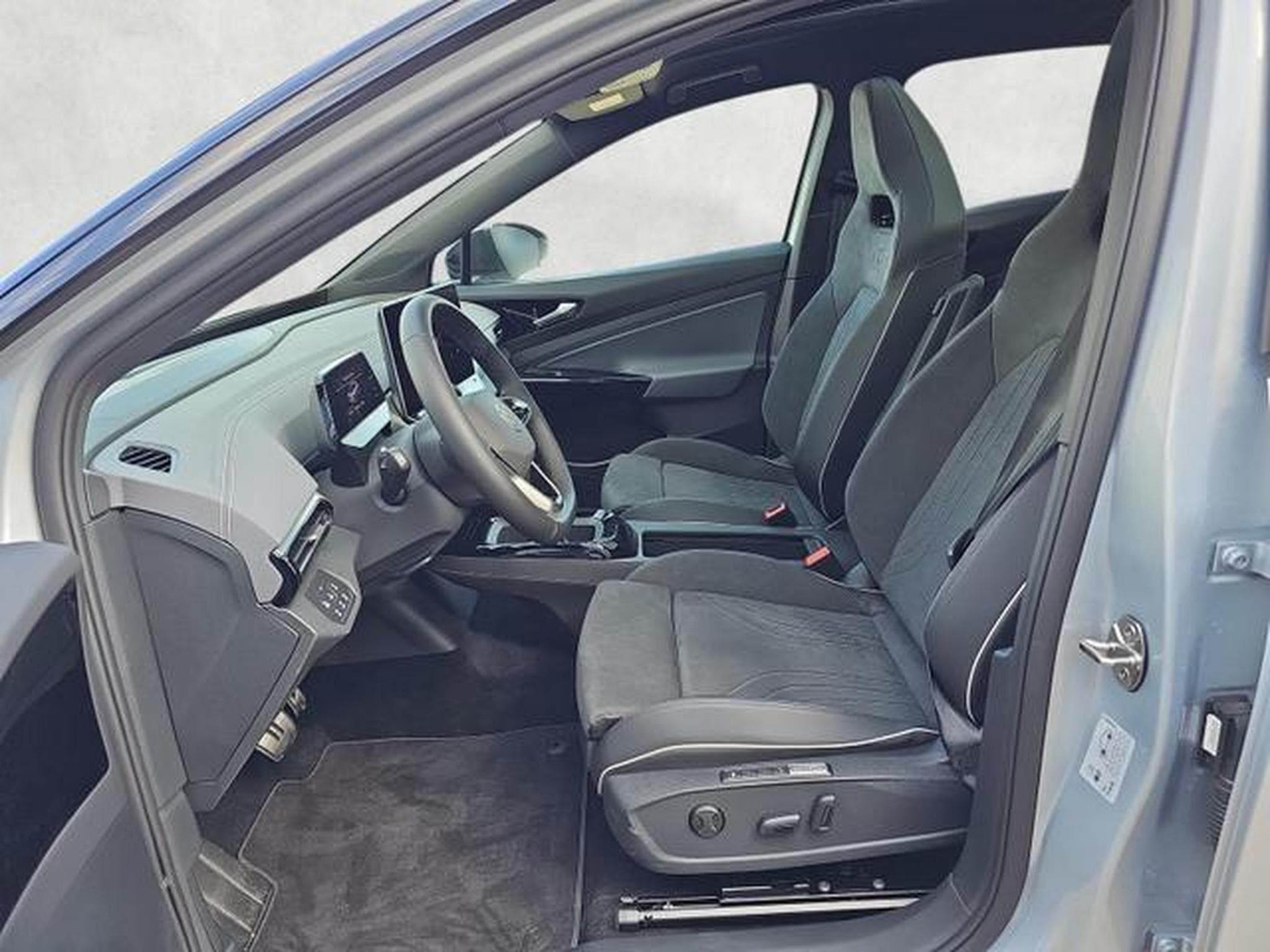 VW ID.4 Pro 210 kW mit Infotainment-Paket (2026) - Photo 9