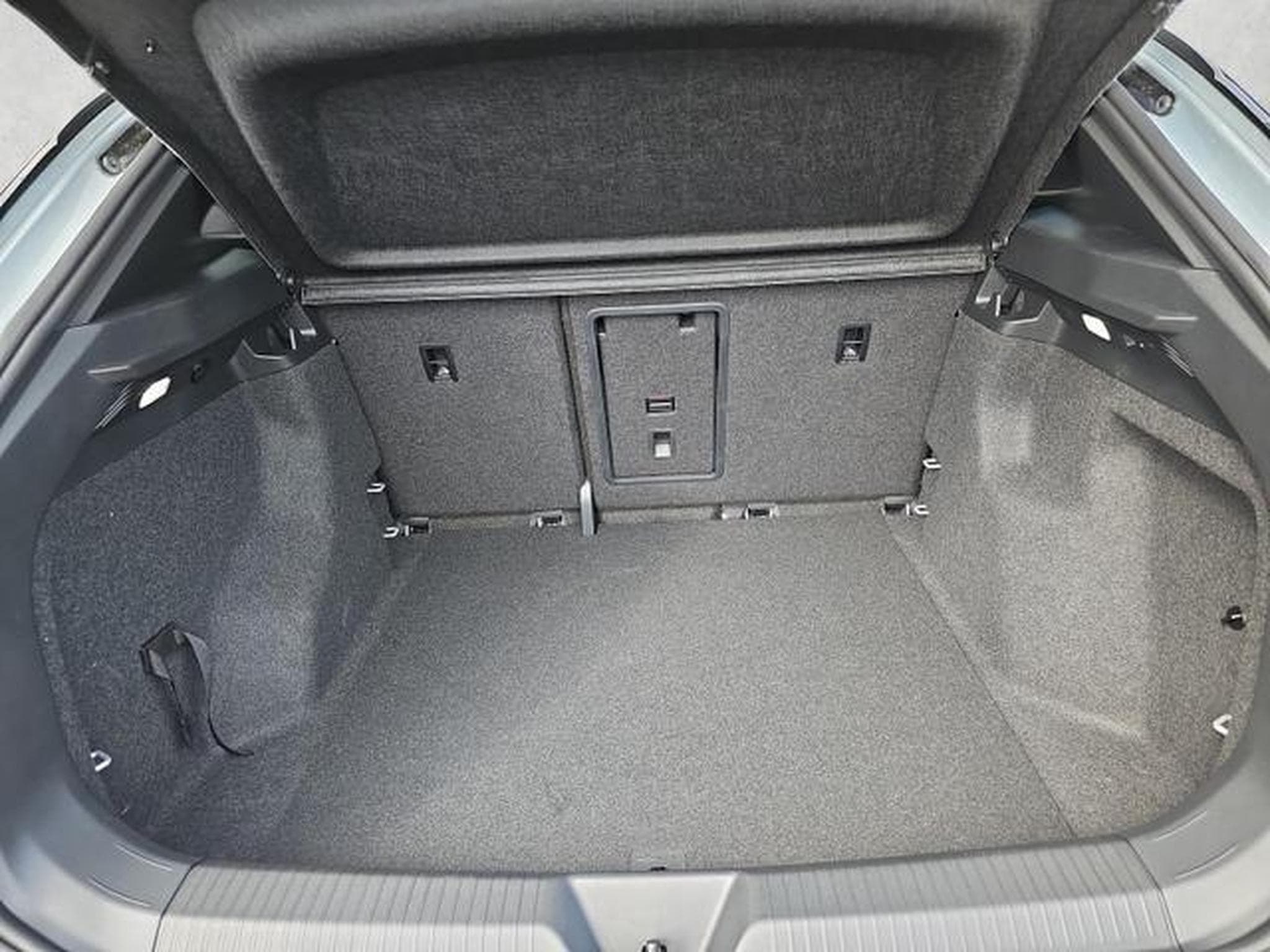 VW ID.4 Pro 210 kW mit Infotainment-Paket (2026) - Photo 14