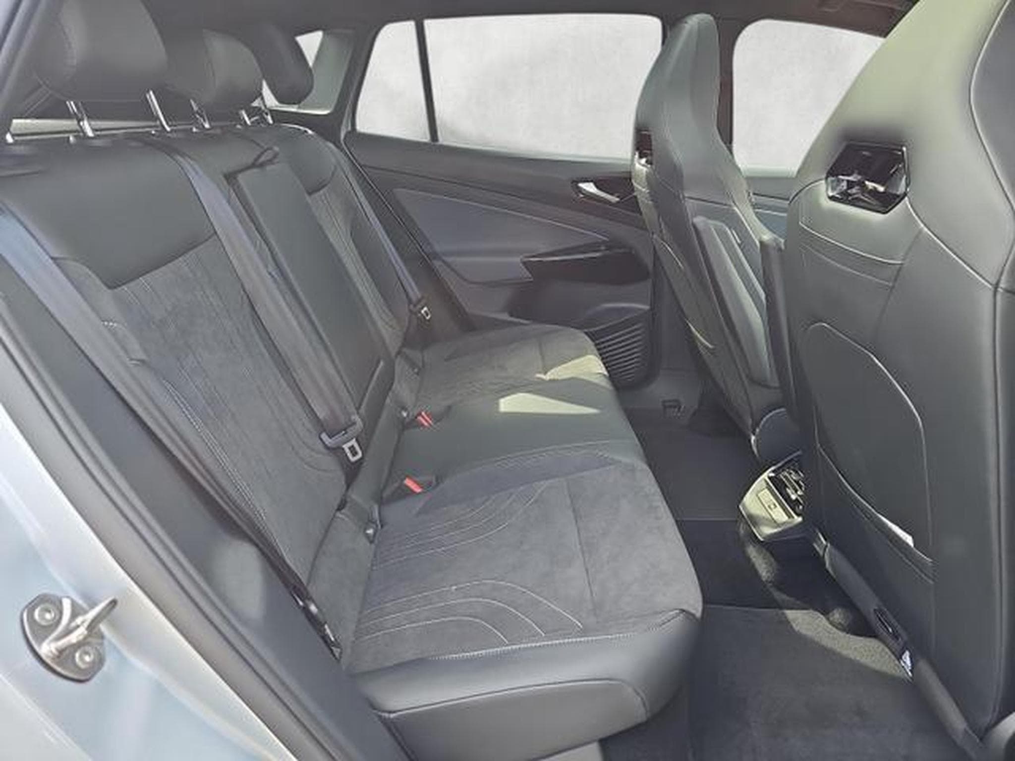 VW ID.4 Pro 210 kW mit Infotainment-Paket (2026) - Photo 13