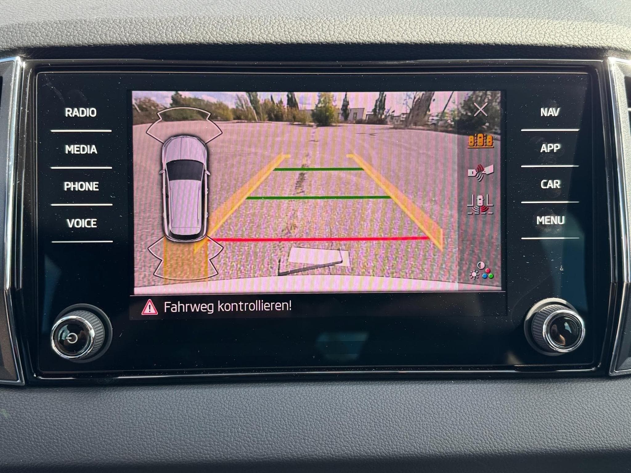 Skoda Karoq Extra Plus (2026) - Photo 16