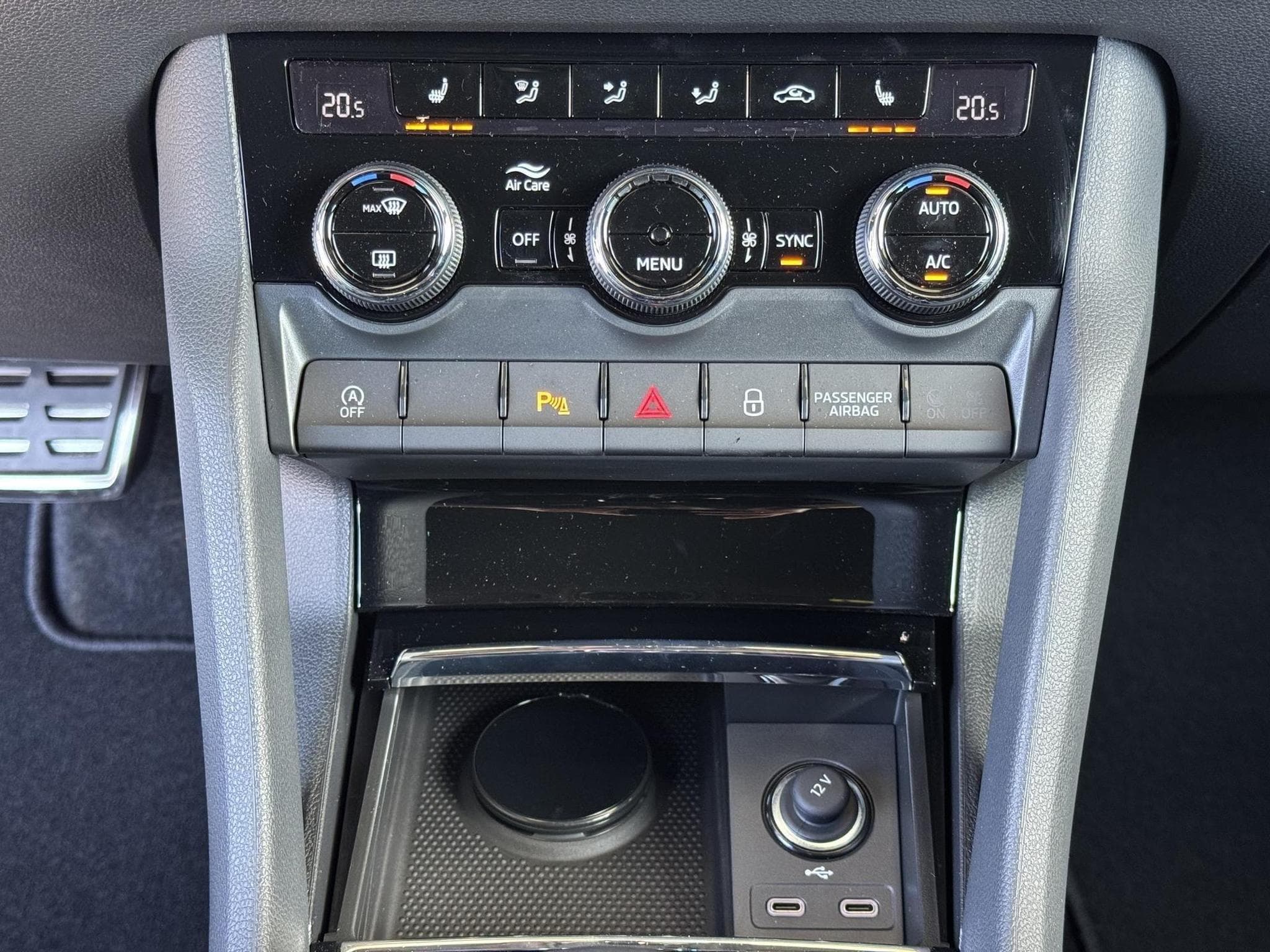 Skoda Karoq Sportline (2026) - Photo 15