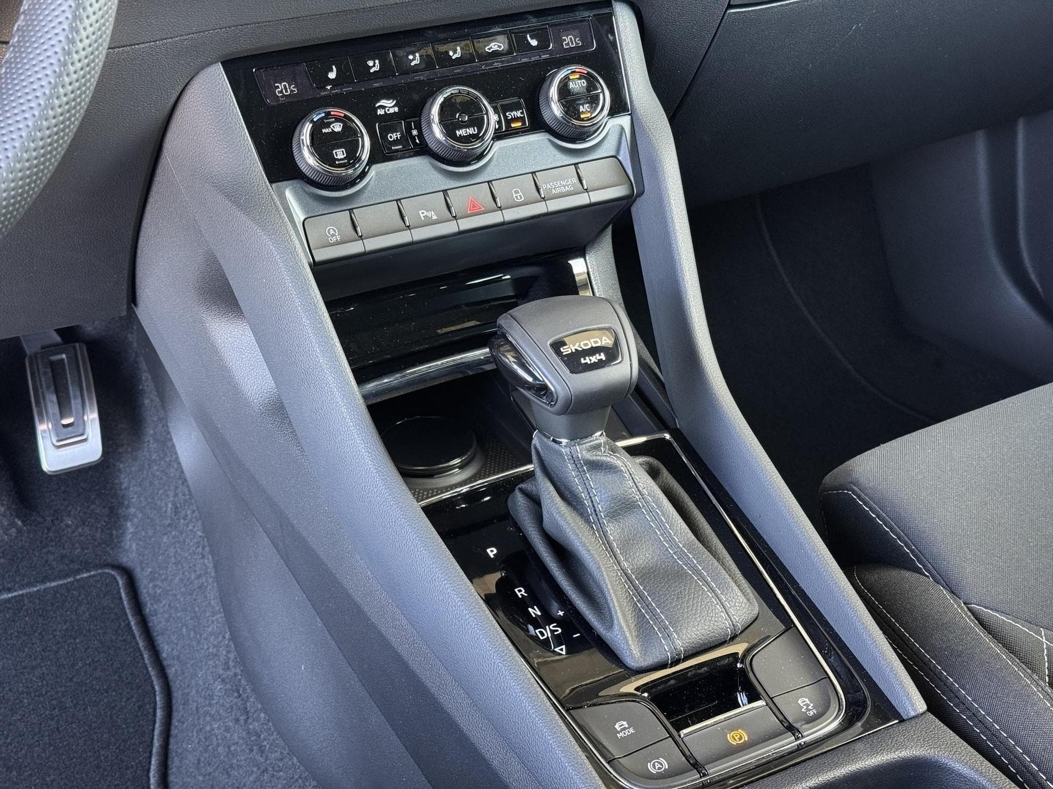 Skoda Karoq Sportline (2026) - Photo 13