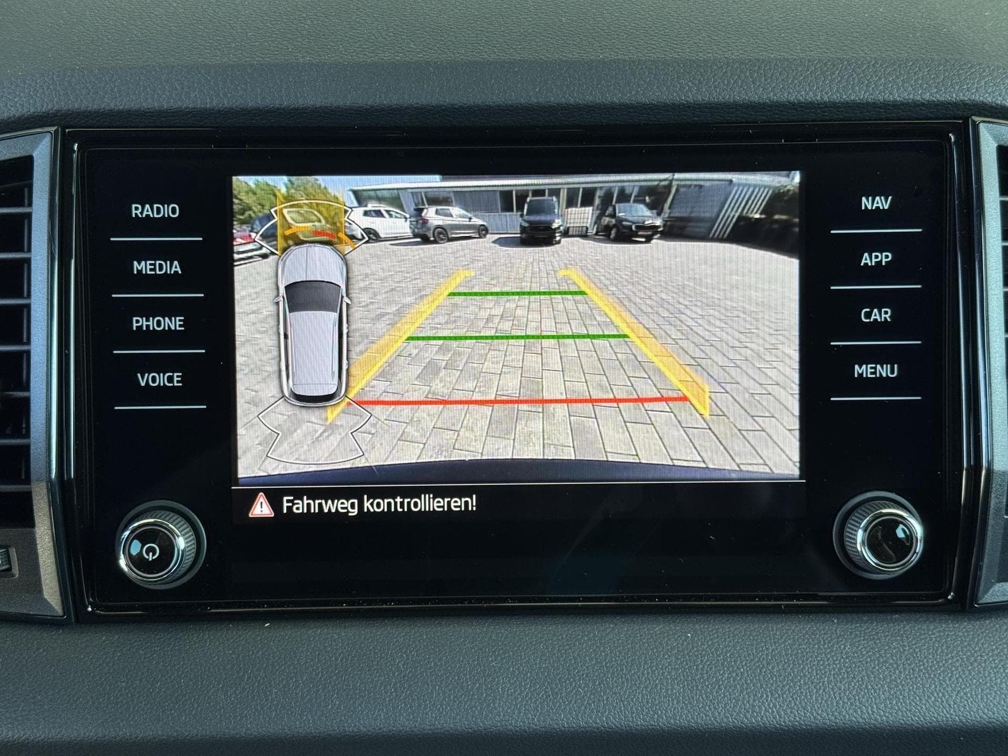 Skoda Karoq Sportline (2026) - Photo 16
