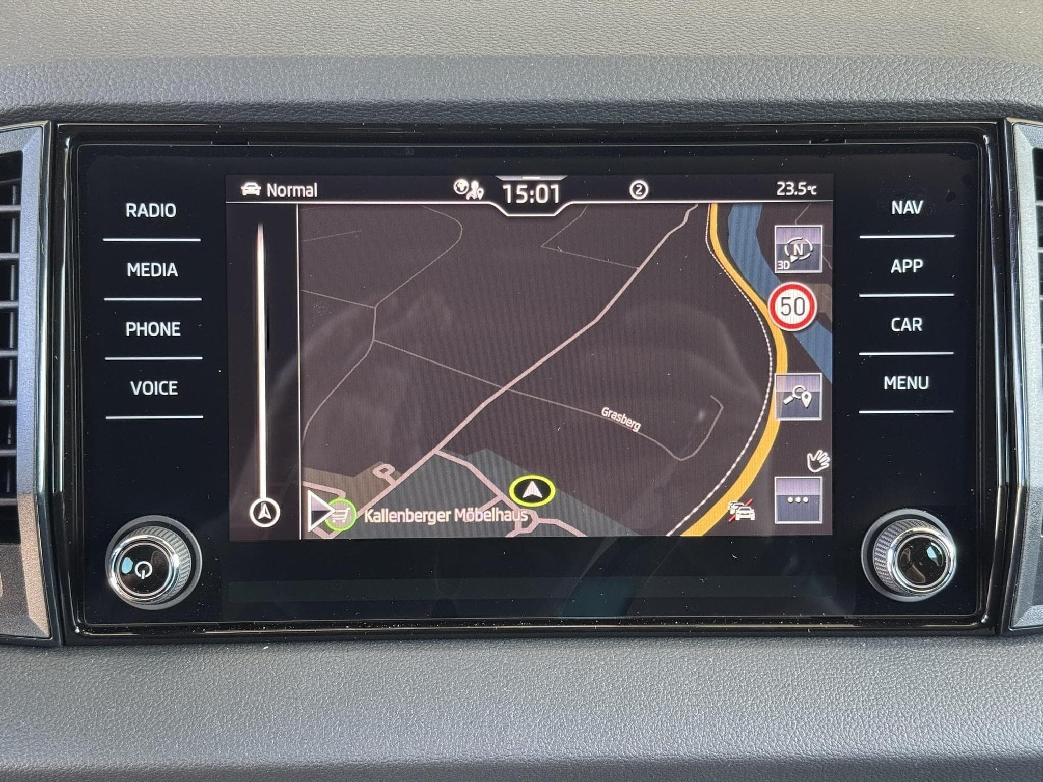 Skoda Karoq Sportline (2026) - Photo 18