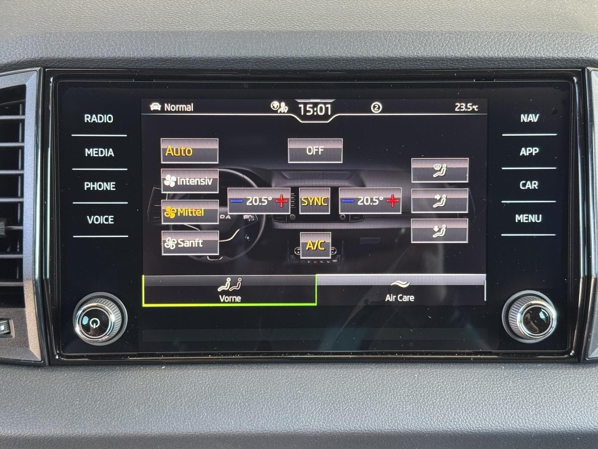 Skoda Karoq Sportline (2026) - Photo 22
