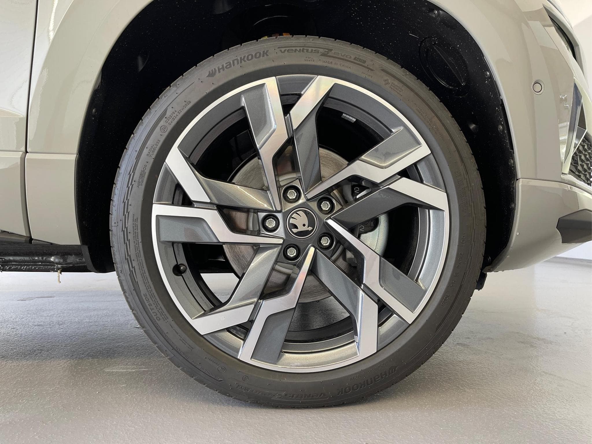 Skoda Karoq Sportline (2026) - Photo 6