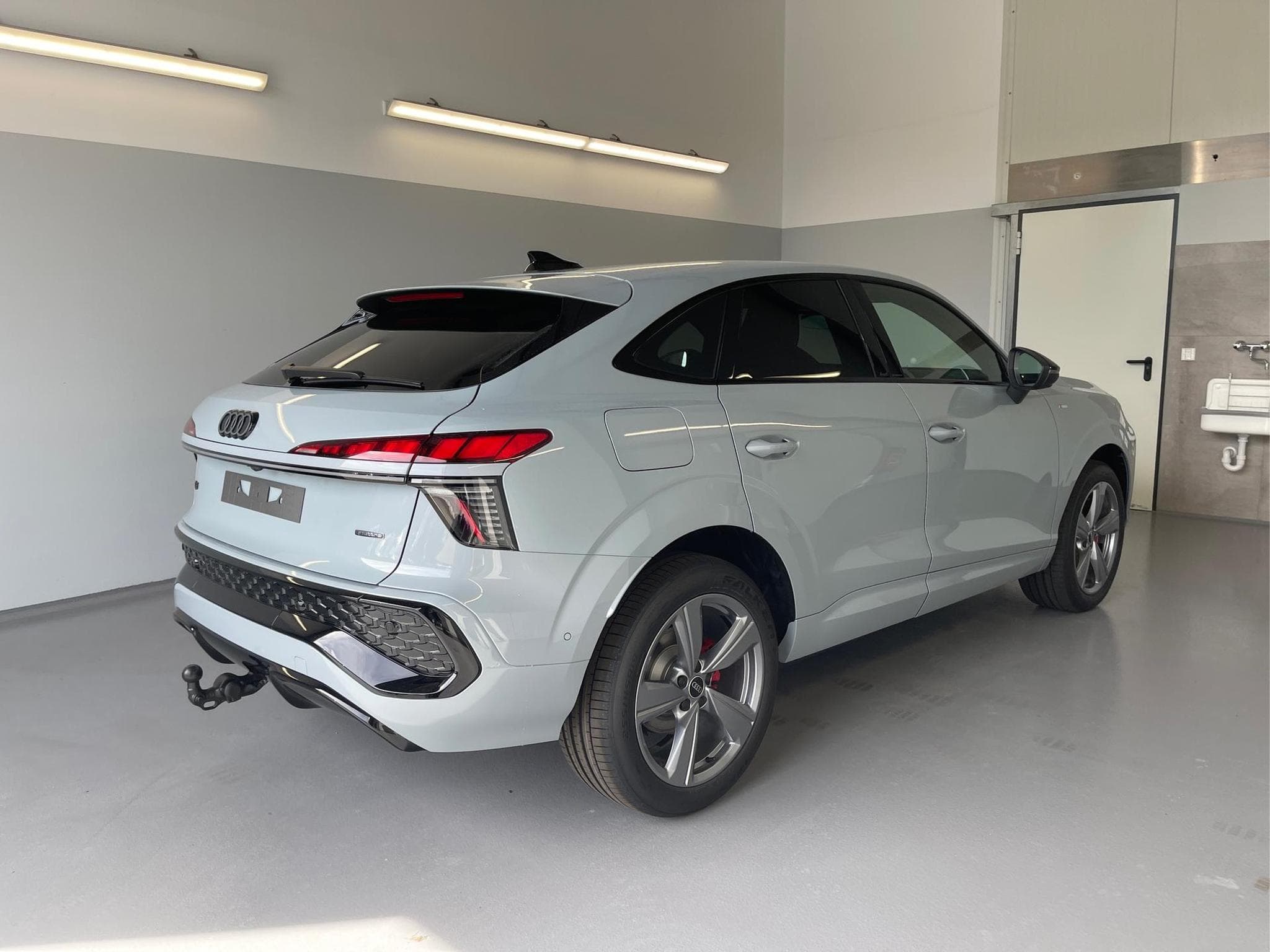 Audi Q3 Sportback NEU (2026) - Photo 4