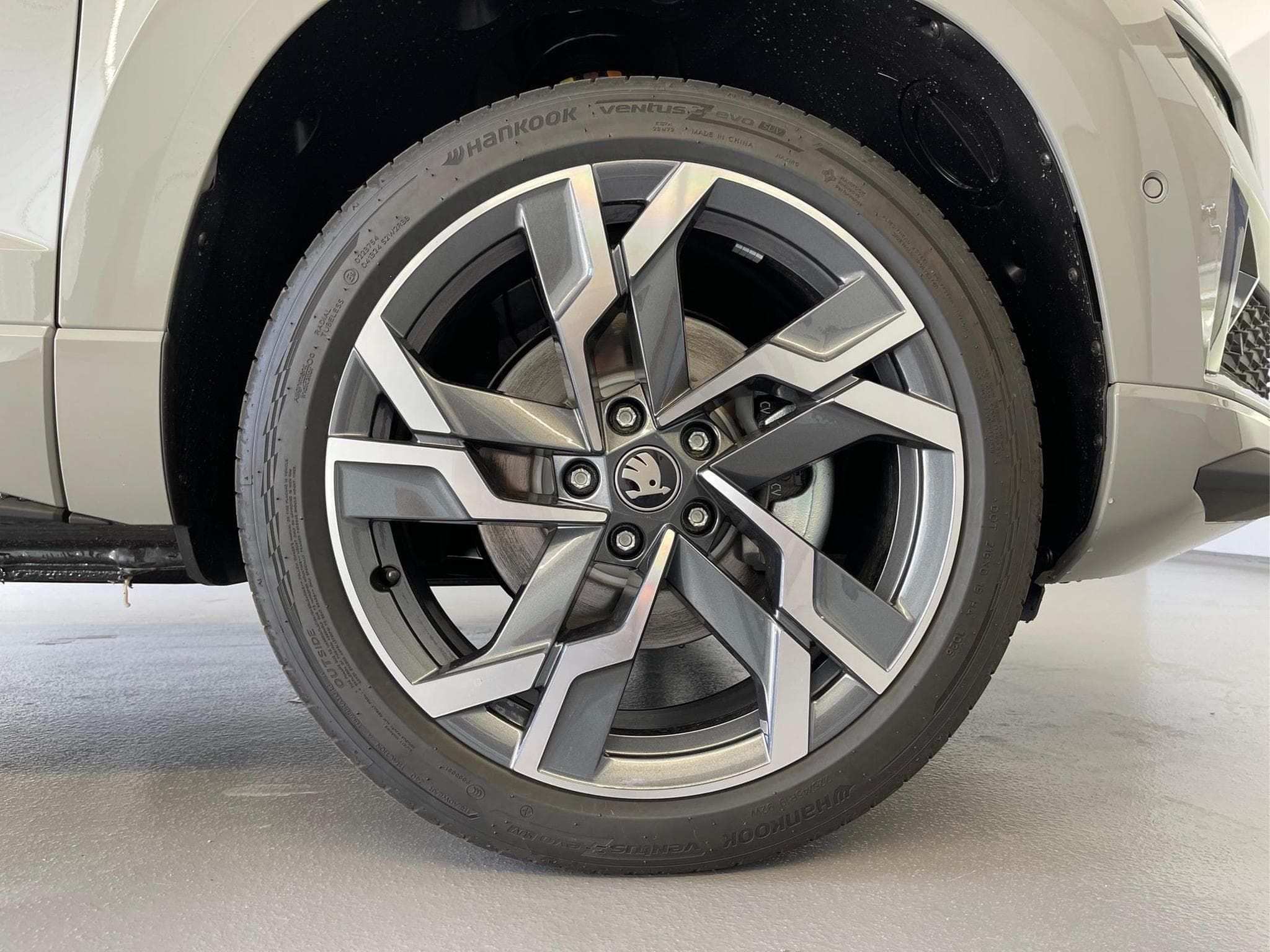 Skoda Karoq Sportline (2026) - Photo 6