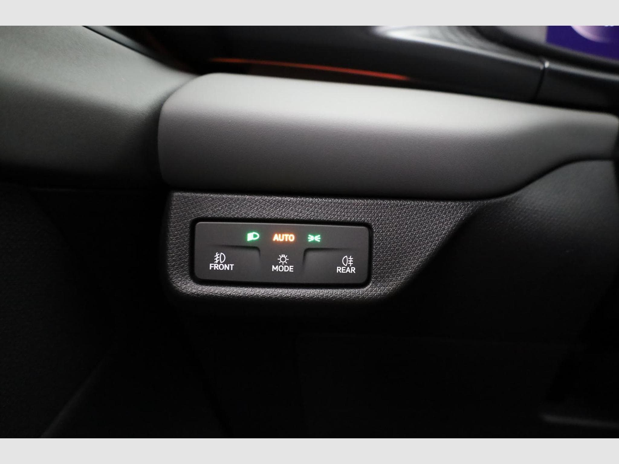 Cupra Terramar 1.5 eTSI 110 kW (2026) - Photo 8