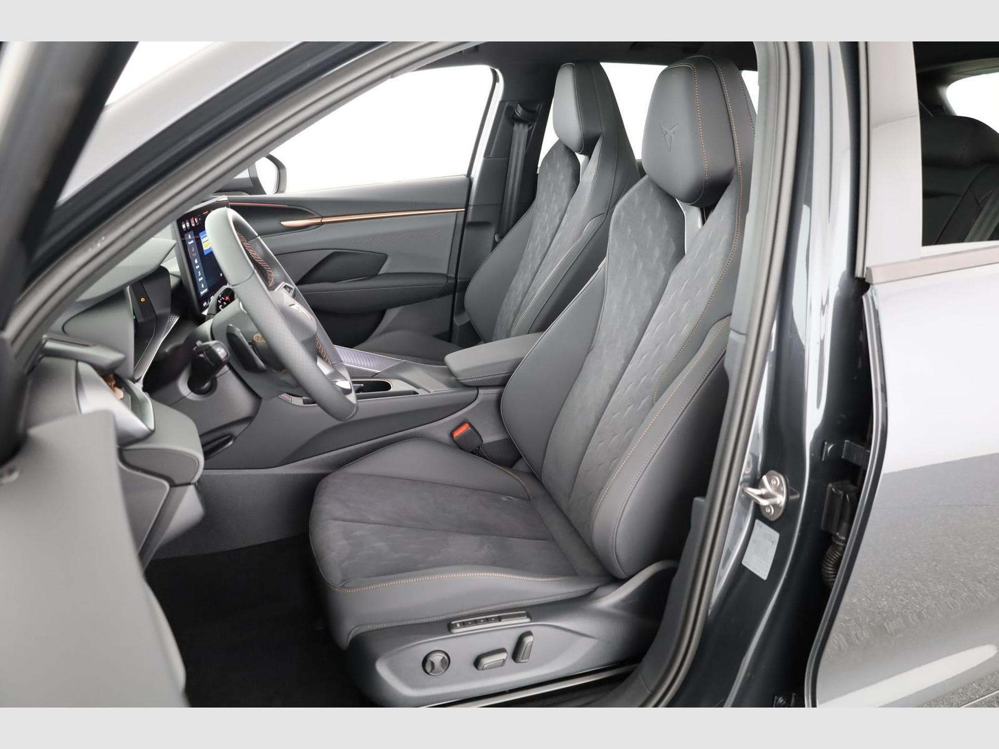 Cupra Terramar 1.5 eTSI 110 kW (2026) - Photo 10