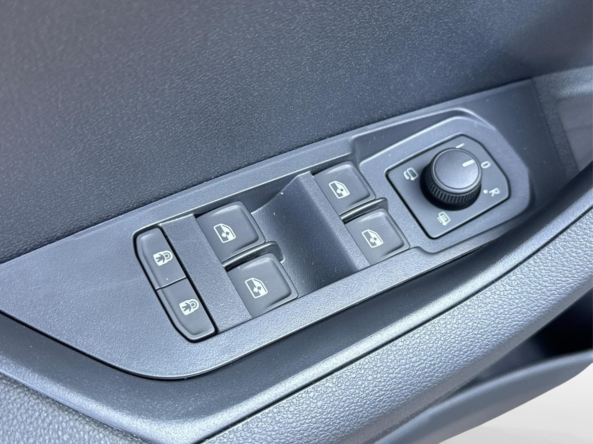 Skoda Karoq Selection (2026) - Photo 19