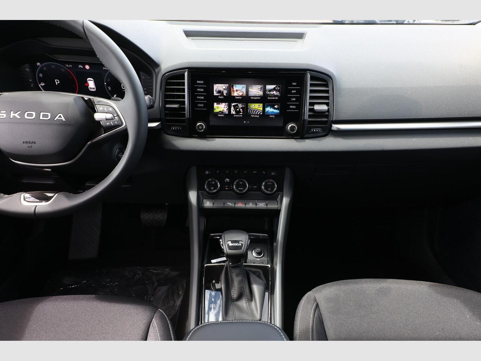 Skoda Karoq Selection (2026) - Photo 8