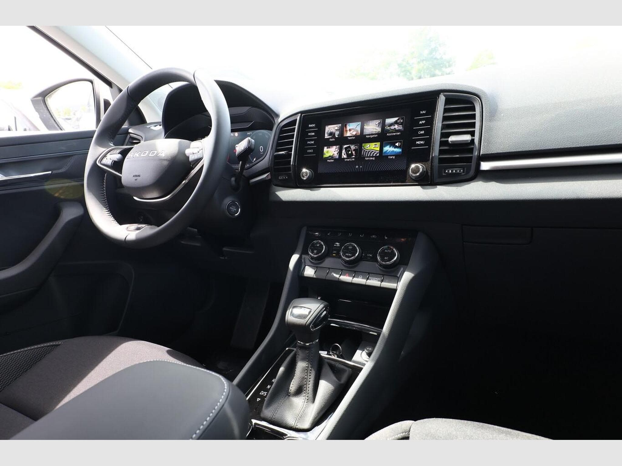 Skoda Karoq Selection (2026) - Photo 9
