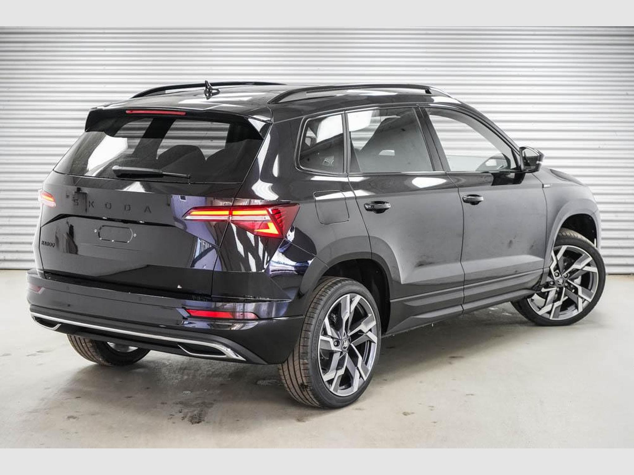 Skoda Karoq 1,5 TSI DSG (2026) - Photo 3