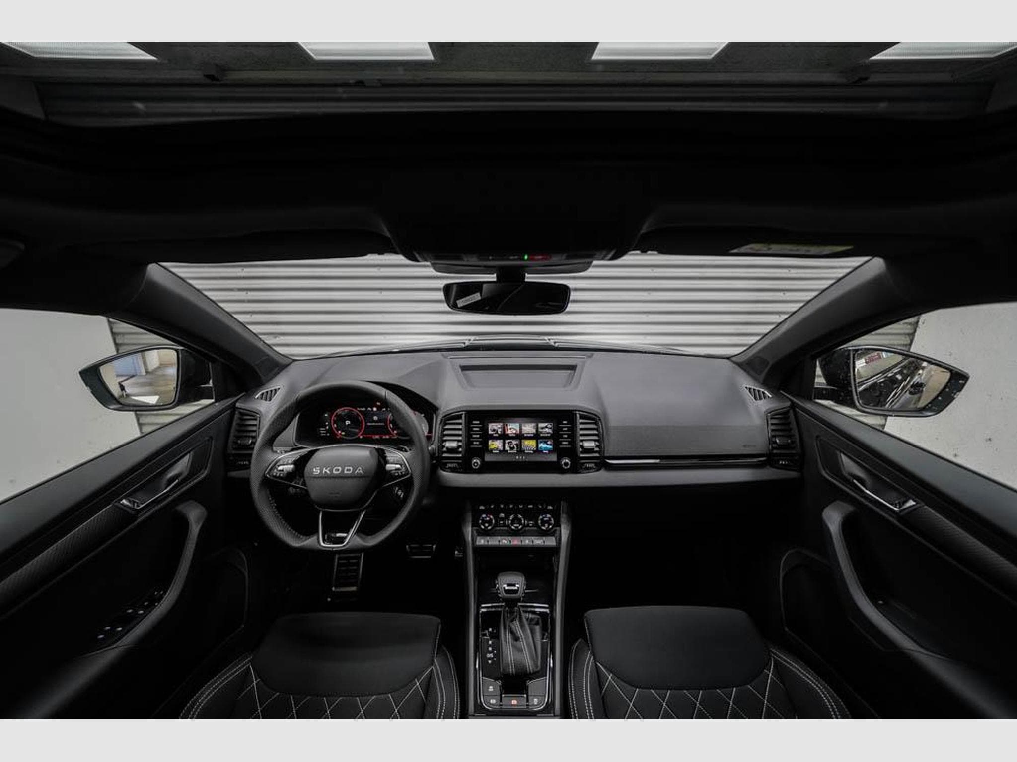 Skoda Karoq 1,5 TSI DSG (2026) - Photo 6
