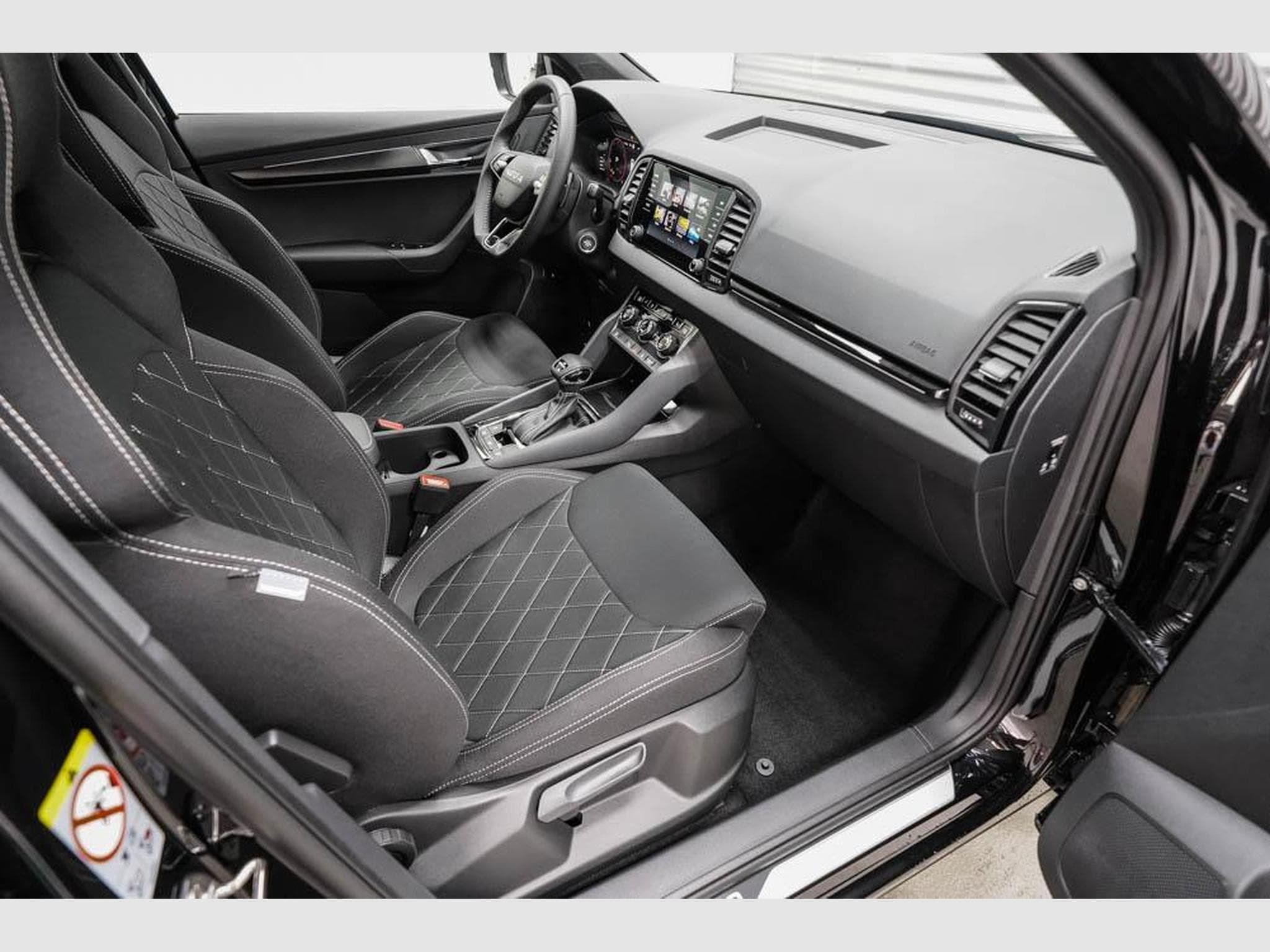 Skoda Karoq 1,5 TSI DSG (2026) - Photo 21