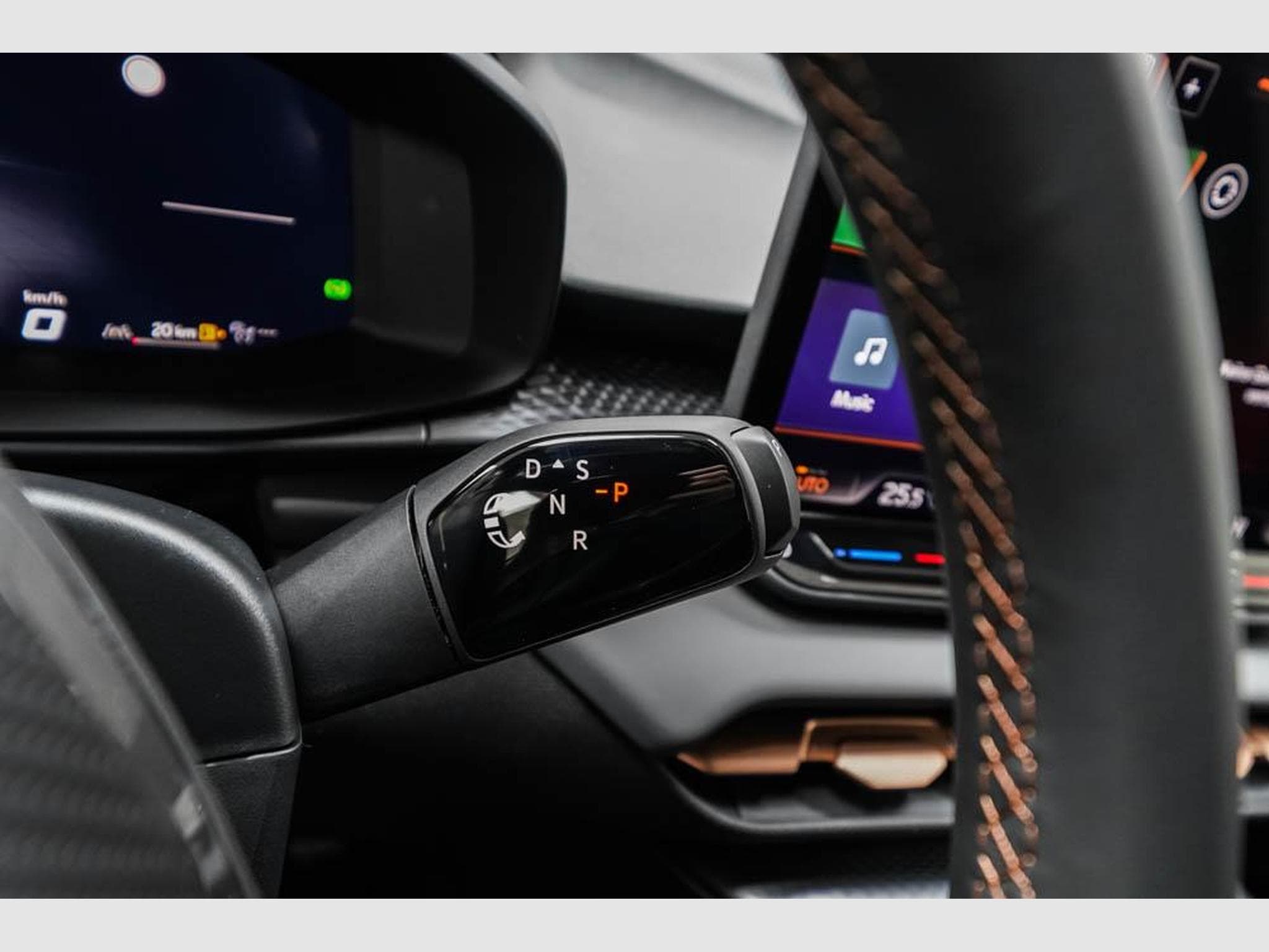Cupra Terramar 1,5 eTSI DSG (2026) - Photo 11