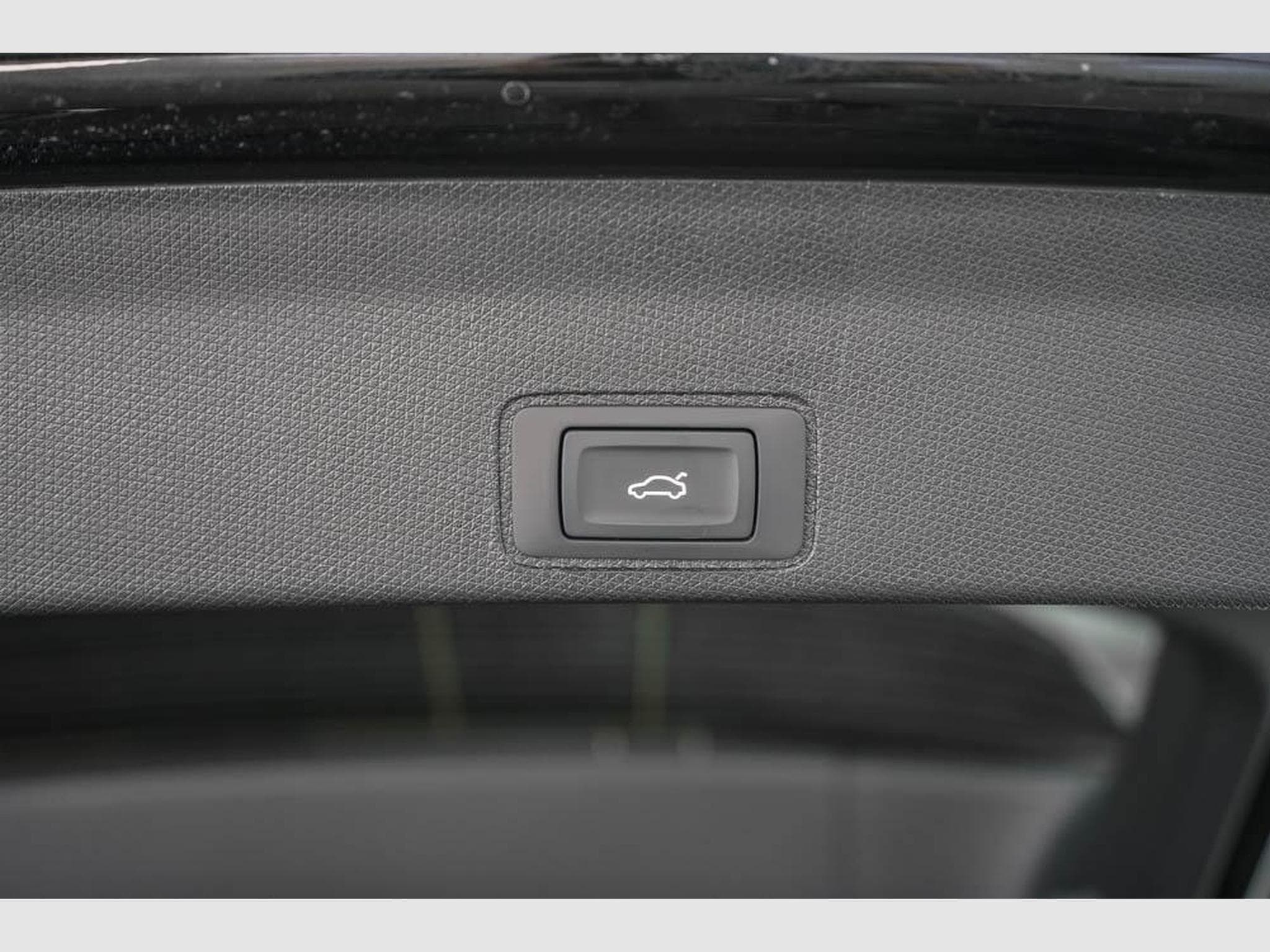 Cupra Terramar 1,5 eTSI DSG (2026) - Photo 21