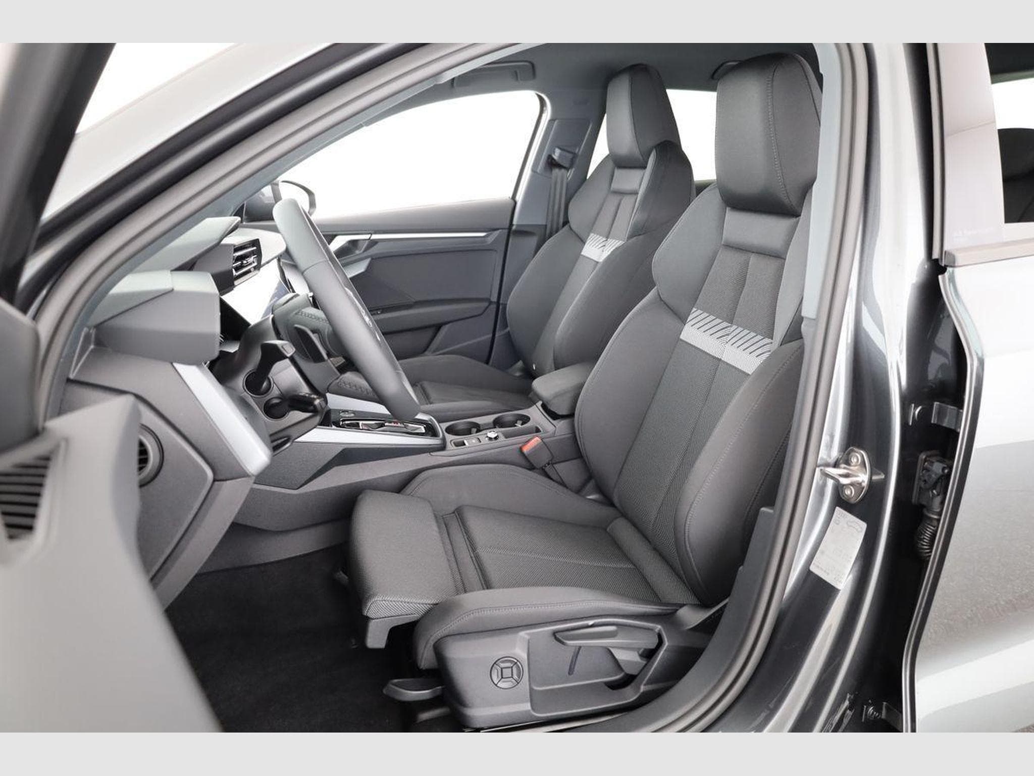 Audi A3 Sportback TFSI 110 kW S line (2026) - Foto 10