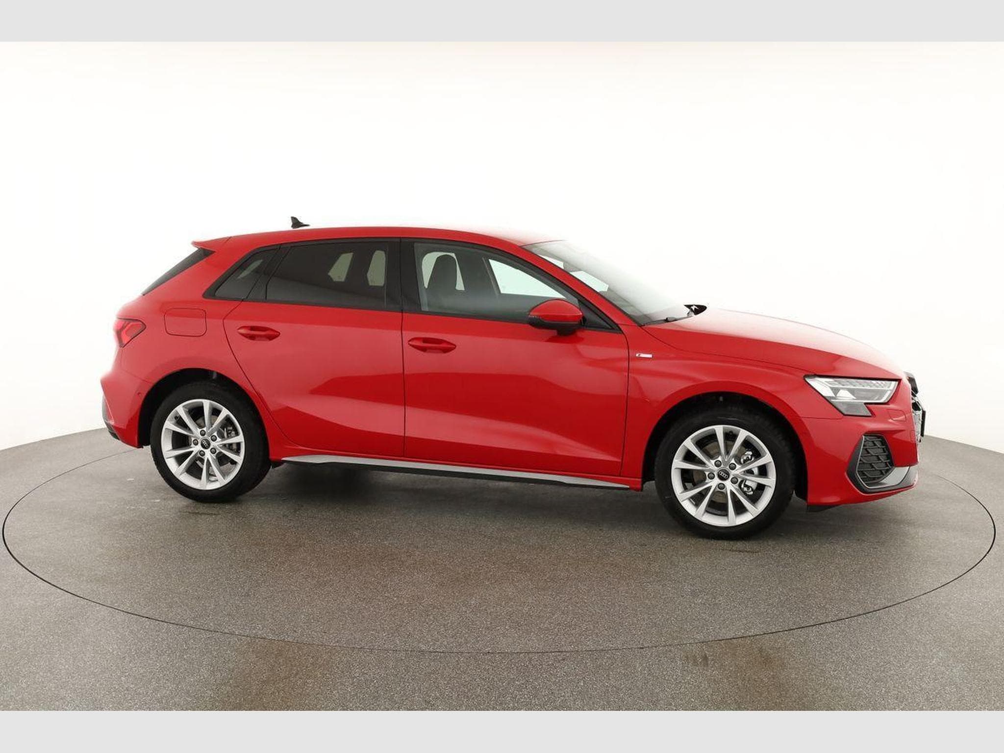 Audi A3 Sportback TFSI 110 kW S line (2026) - Photo 23