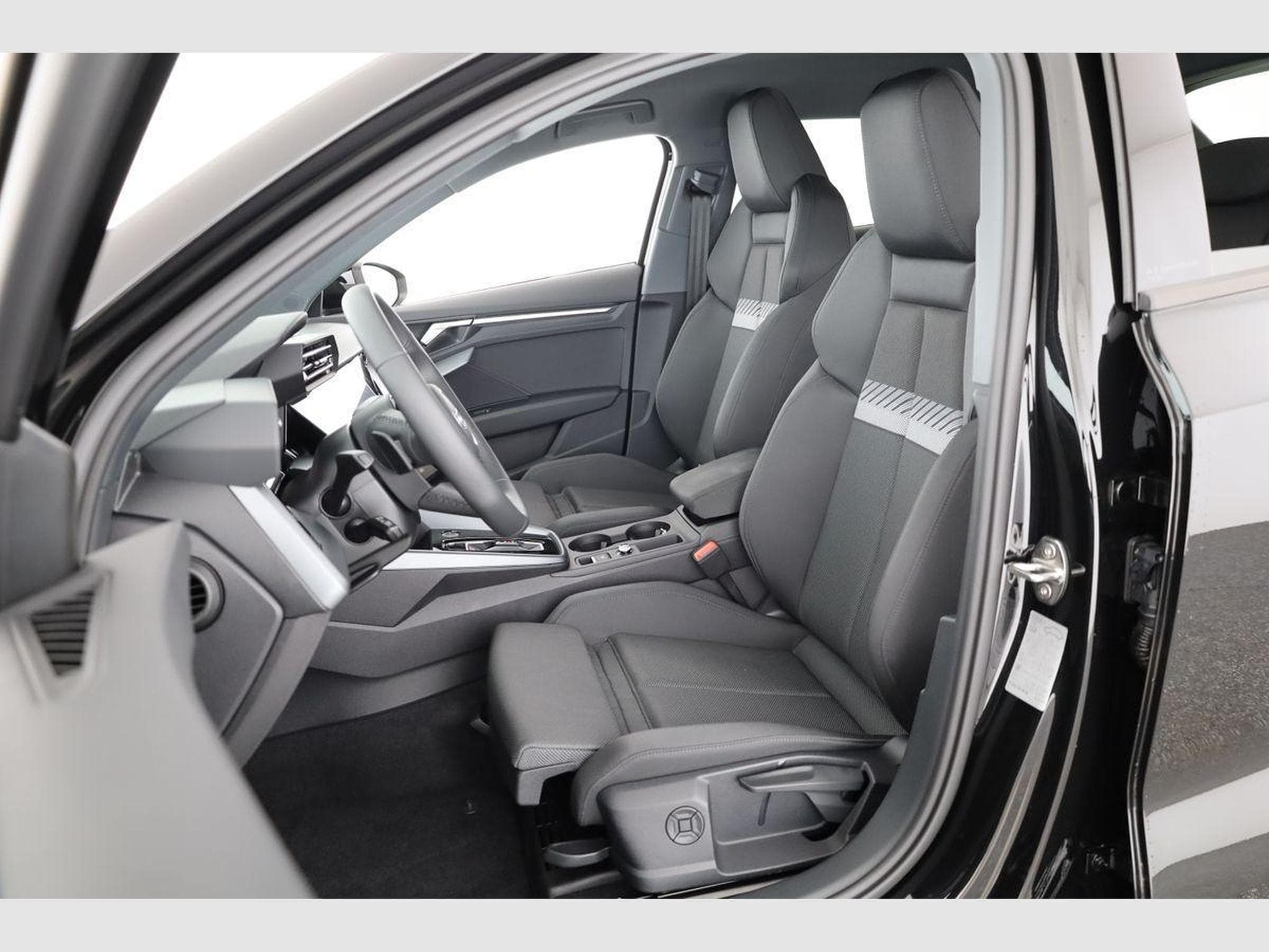 Audi A3 Sportback TFSI 110 kW S line (2026) - Foto 10