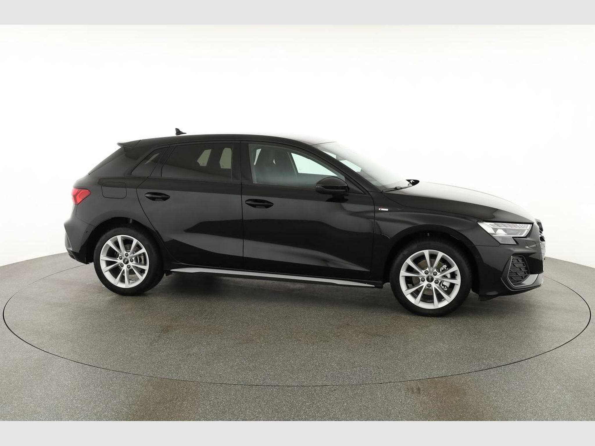 Audi A3 Sportback TFSI 110 kW S line (2026) - Foto 23