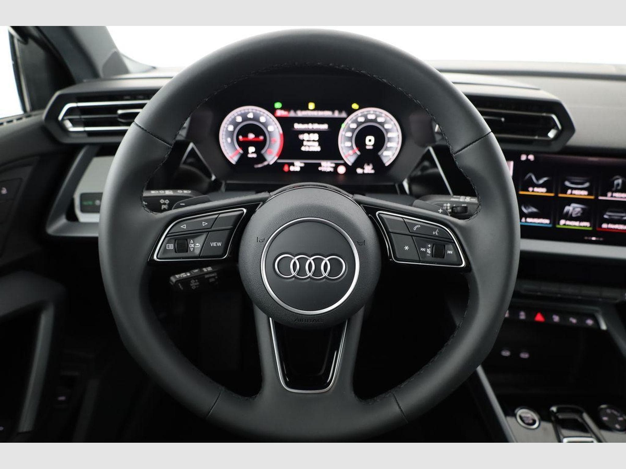 Audi A3 Sportback TFSI 110 kW S line (2026) - Photo 5